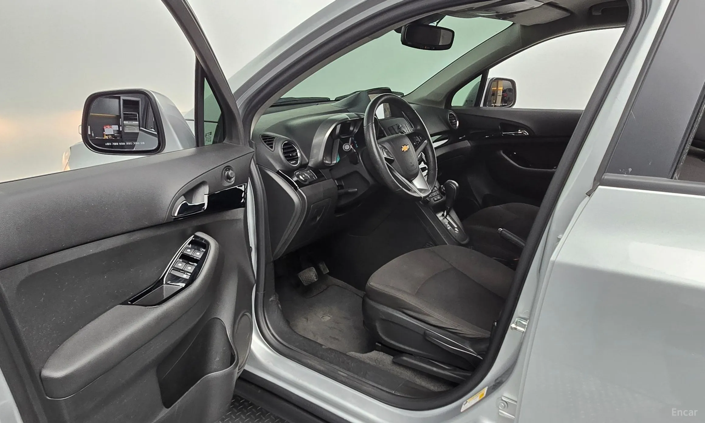 Chevrolet (GM Daewoo) Orlando превью 10