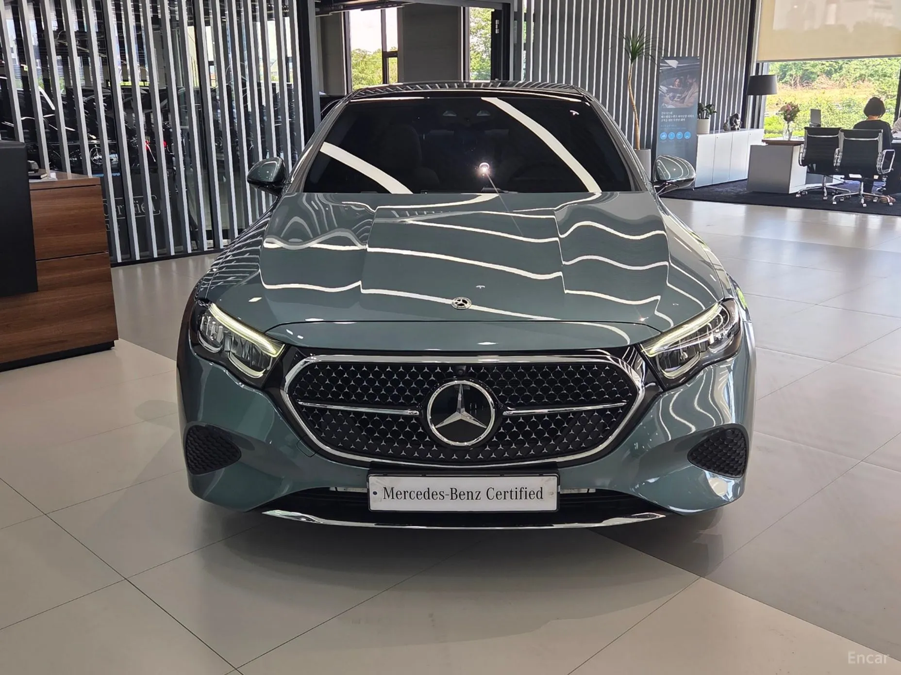 Mercedes Benz E-Class W214 превью 3