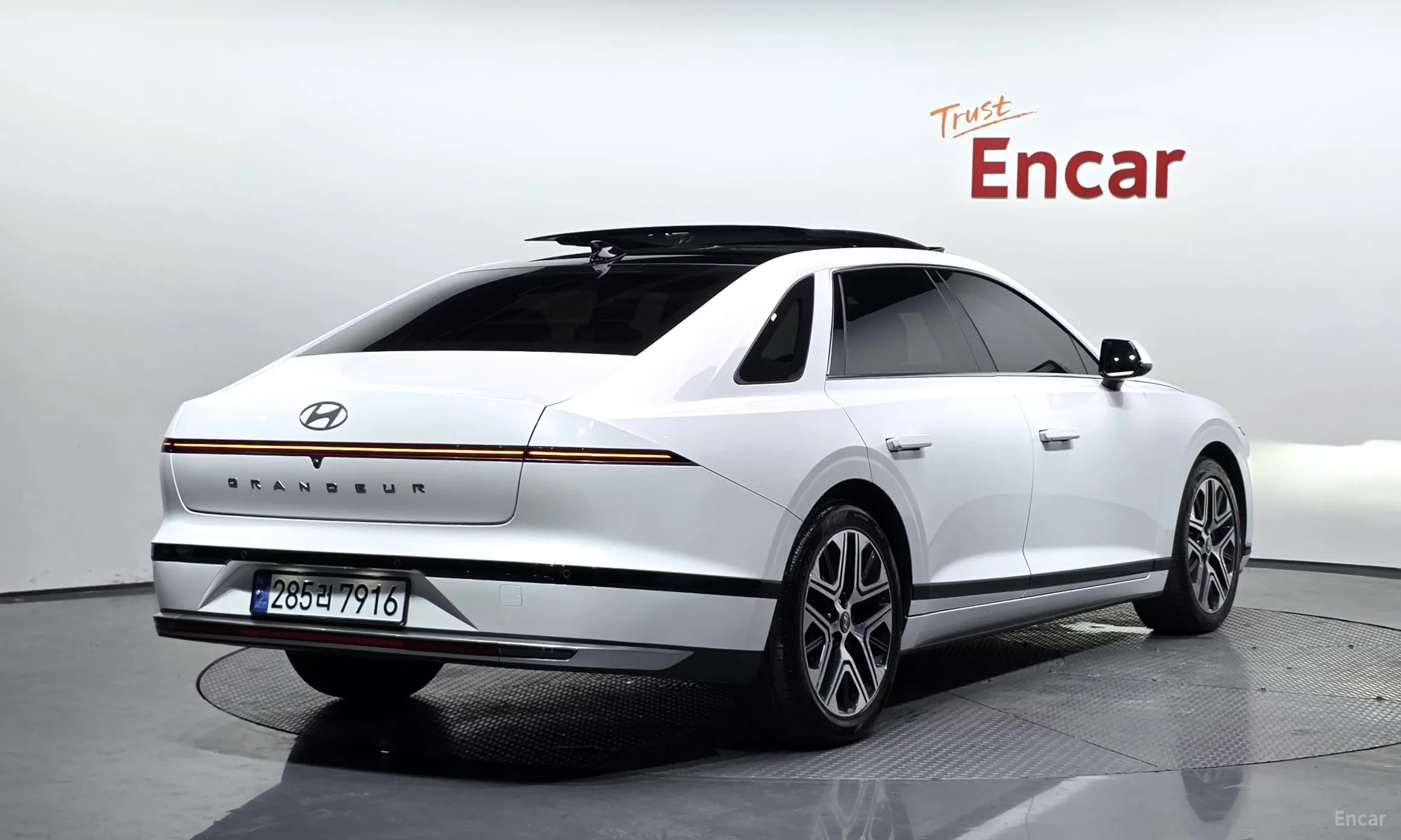 Hyundai Grandeur (GN7)