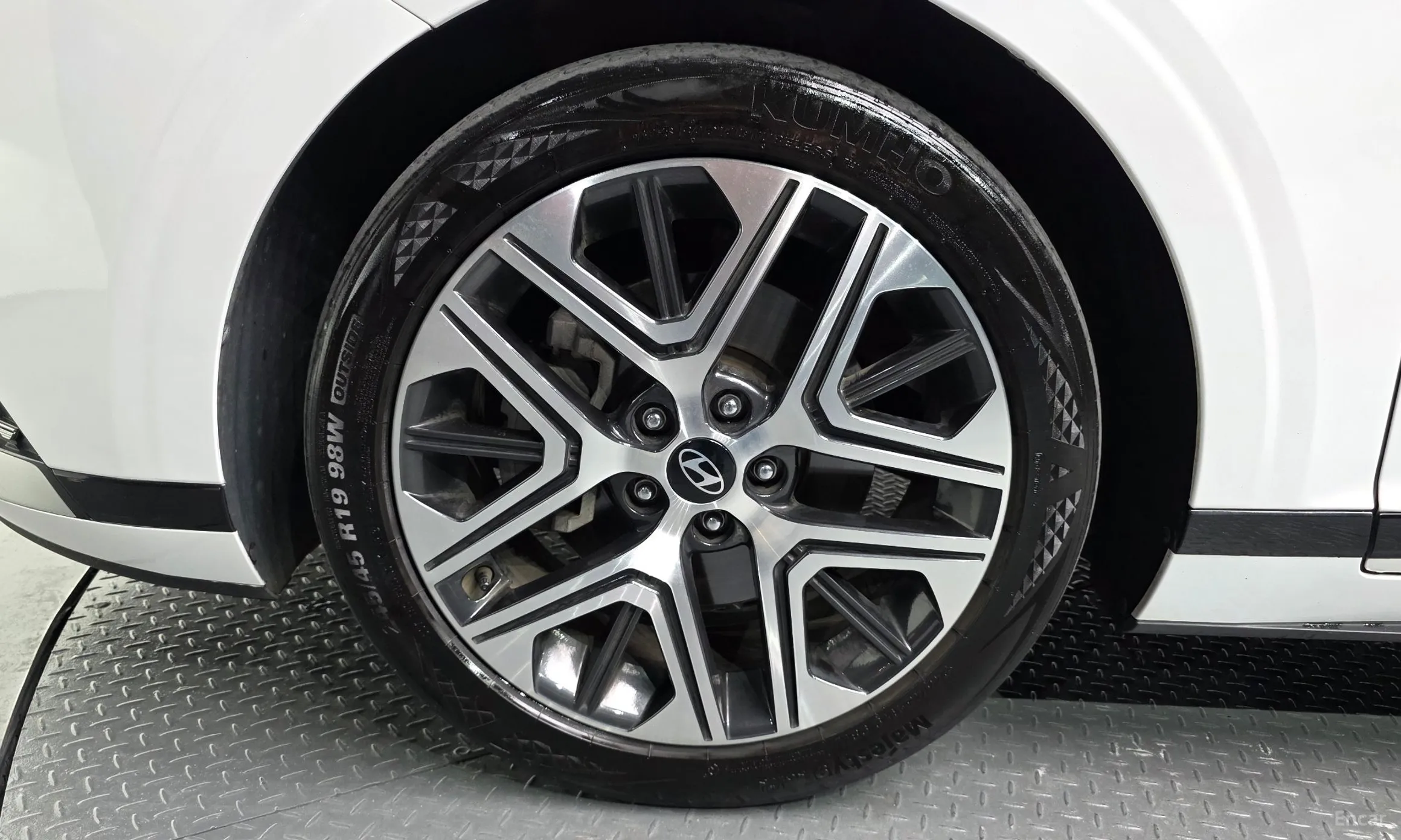 Hyundai Grandeur (GN7) превью 5