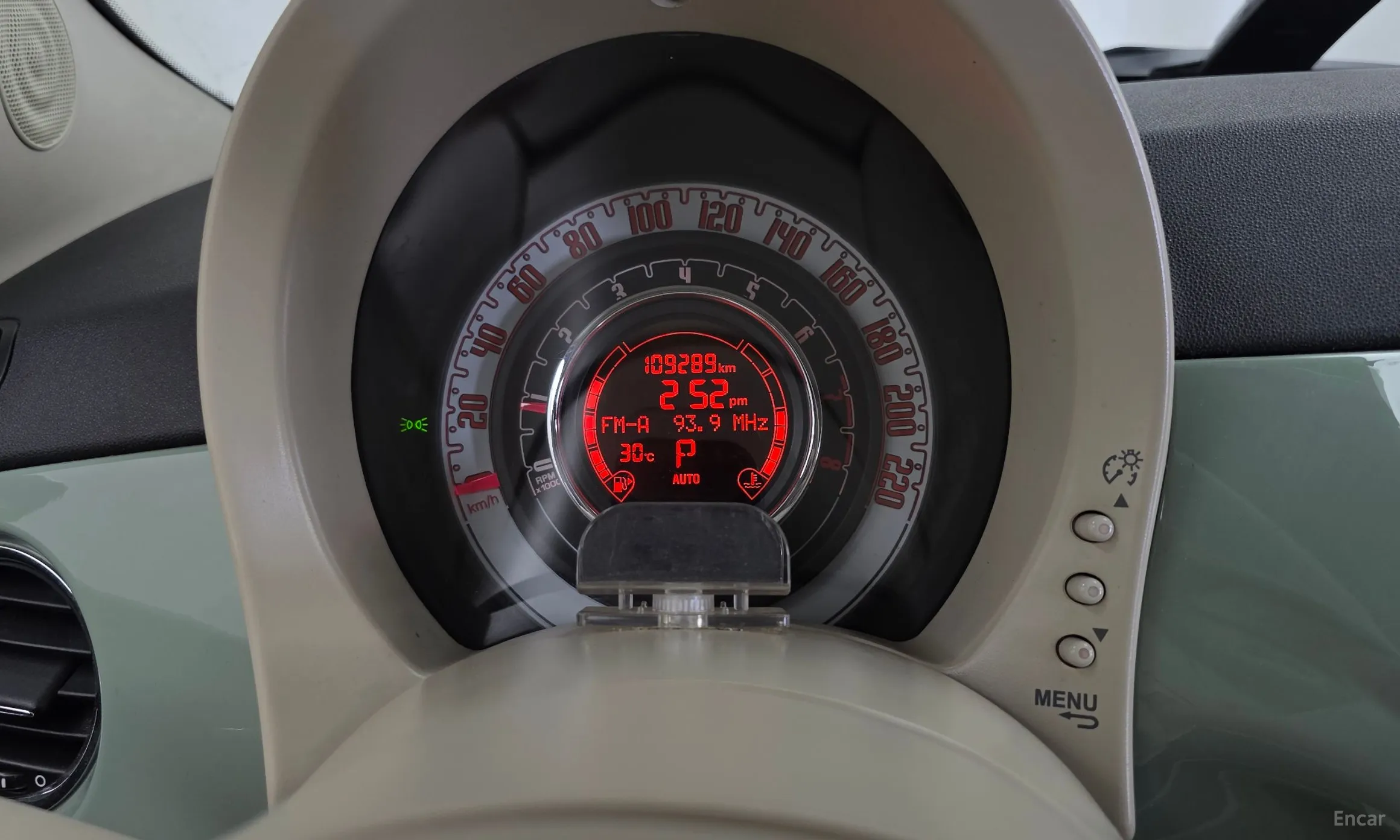 Fiat 500 превью 8