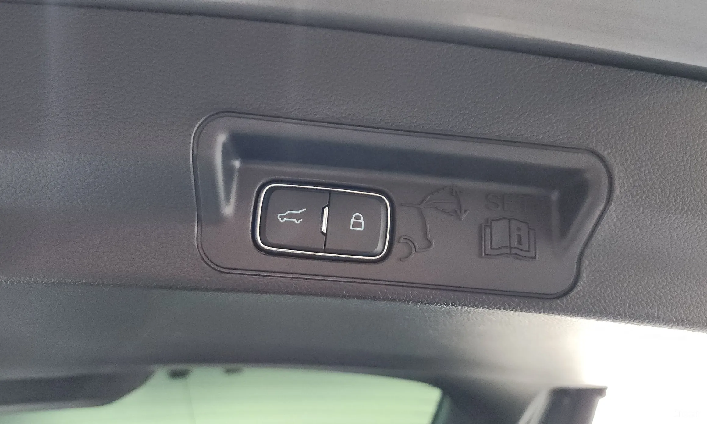 Ford Explorer 6th Generation превью 19