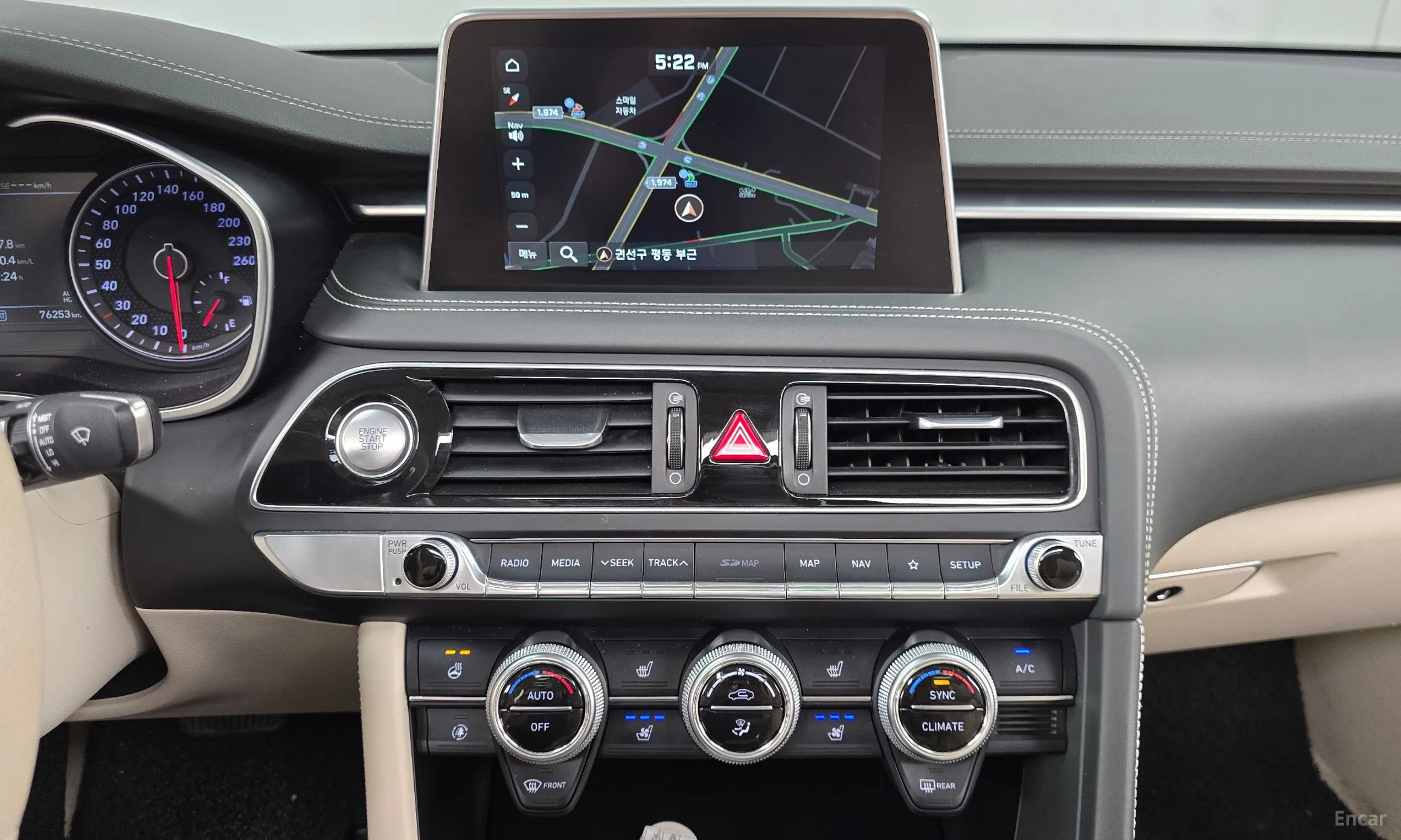 Genesis G70 превью 13
