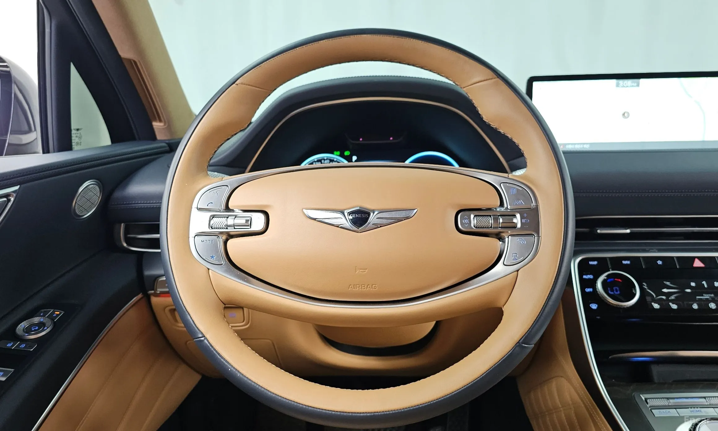 Genesis GV80 превью 13