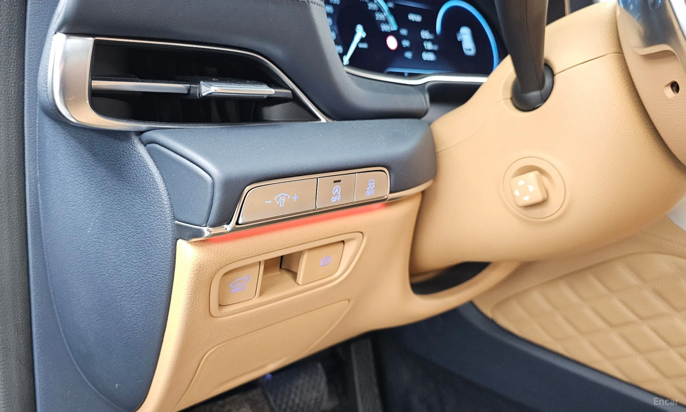 Genesis GV80 превью 18