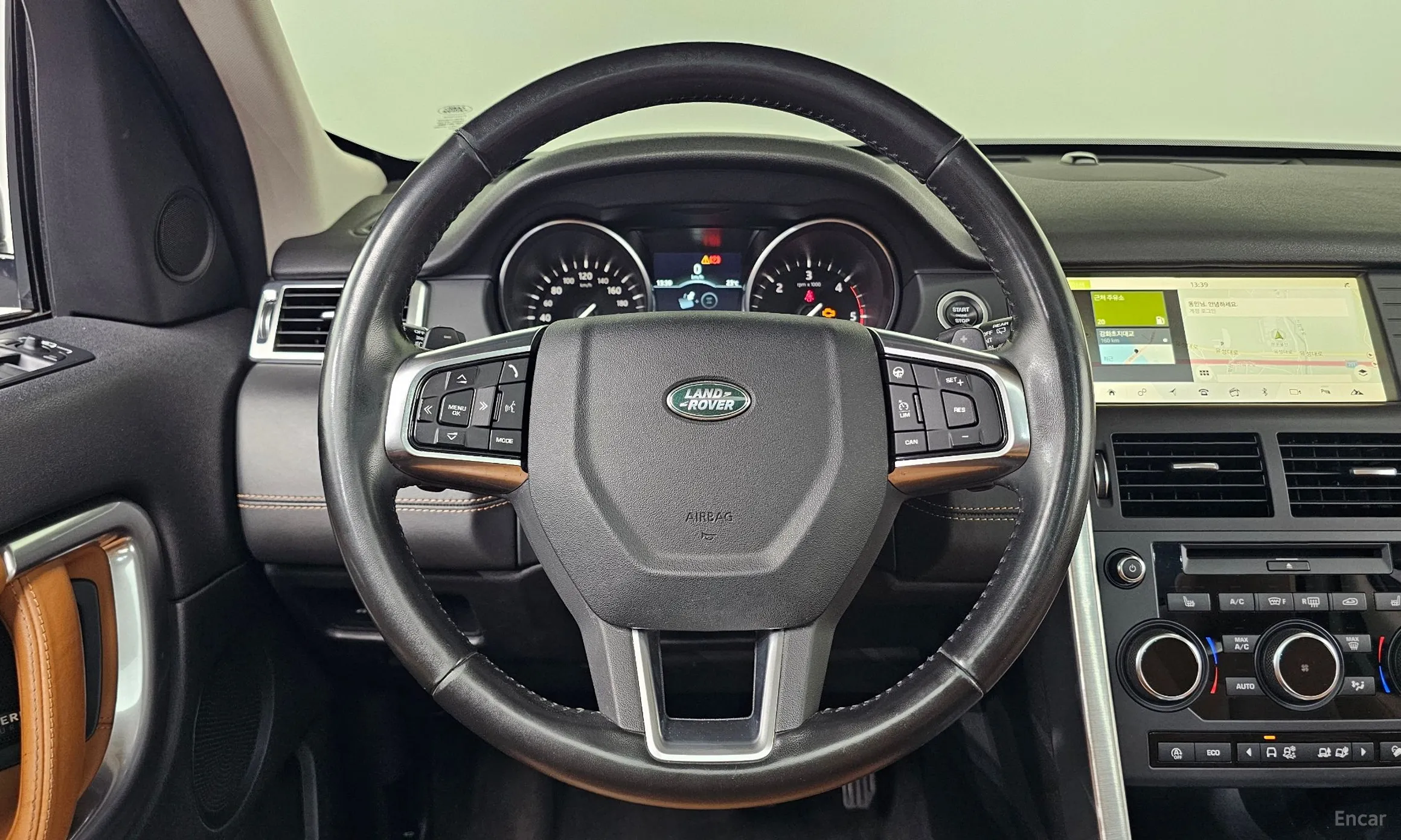 Land Rover Discovery Sports превью 14
