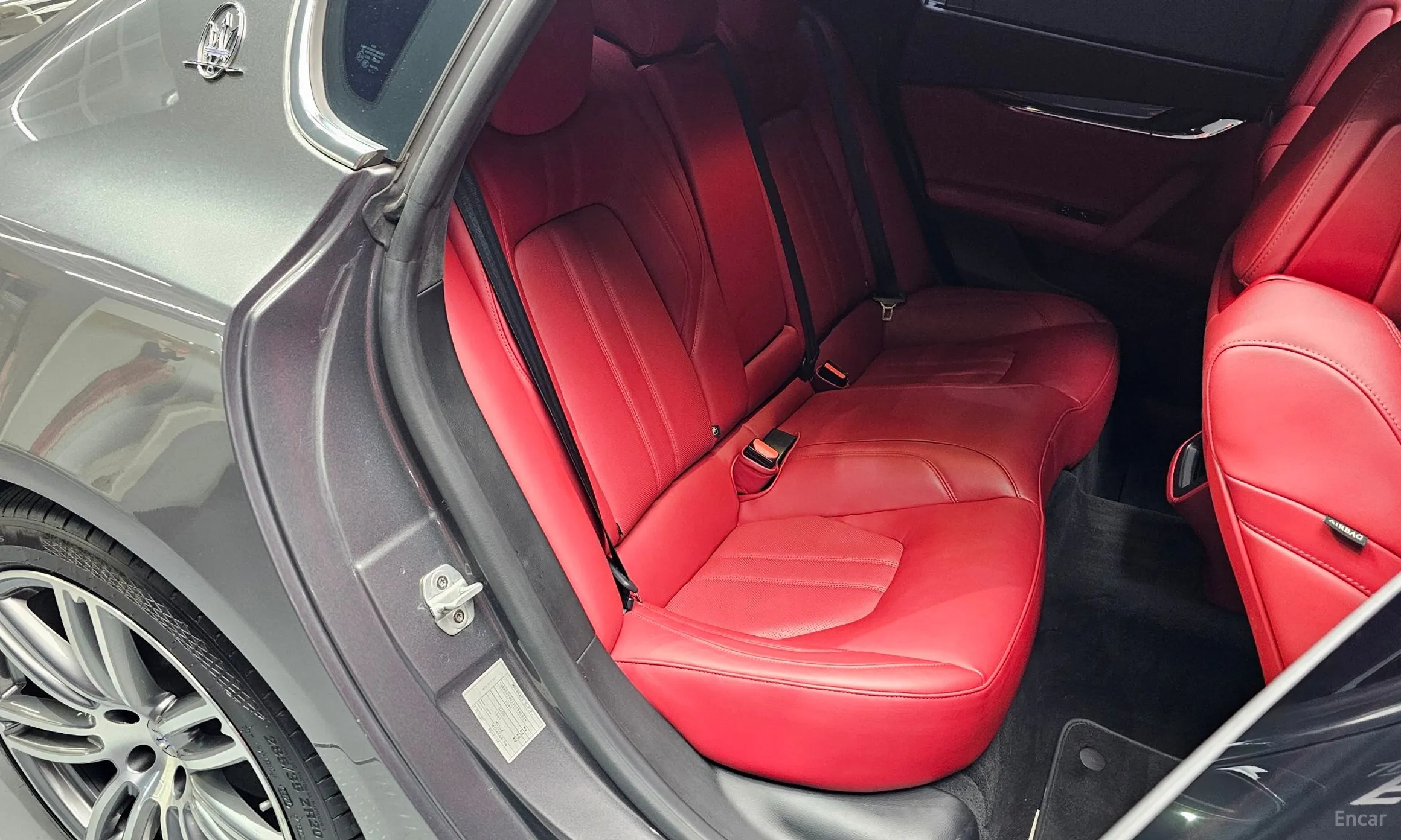 Maserati Quattroporte превью 11