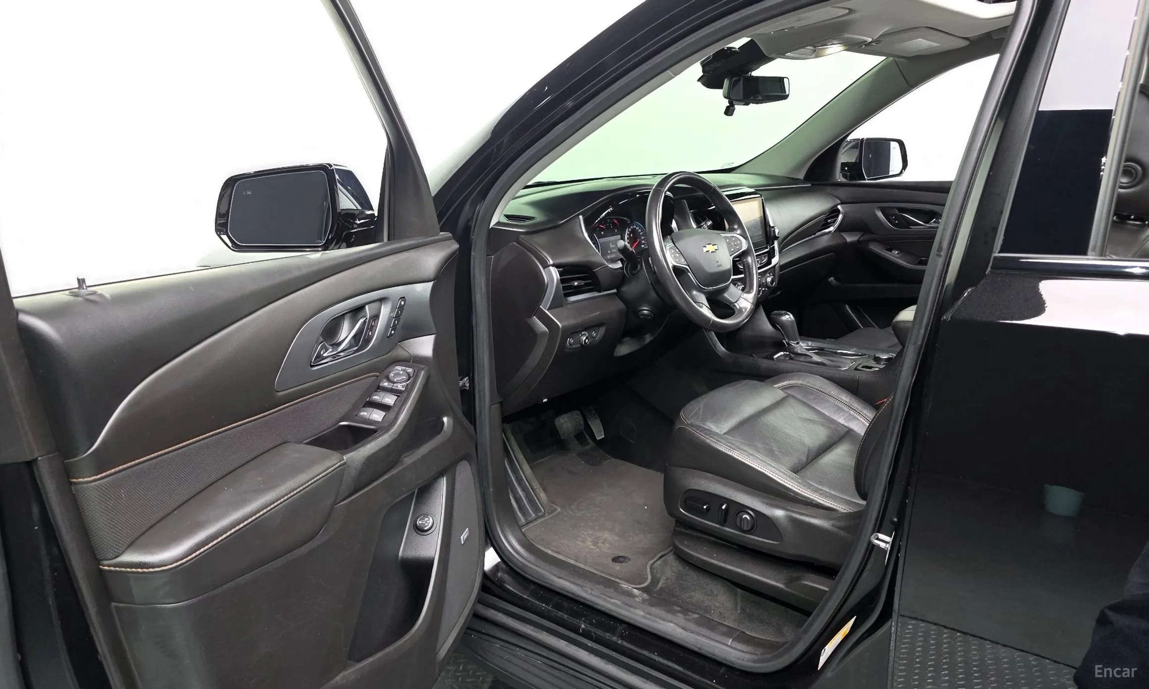 Chevrolet (GM Daewoo) Traverse превью 10
