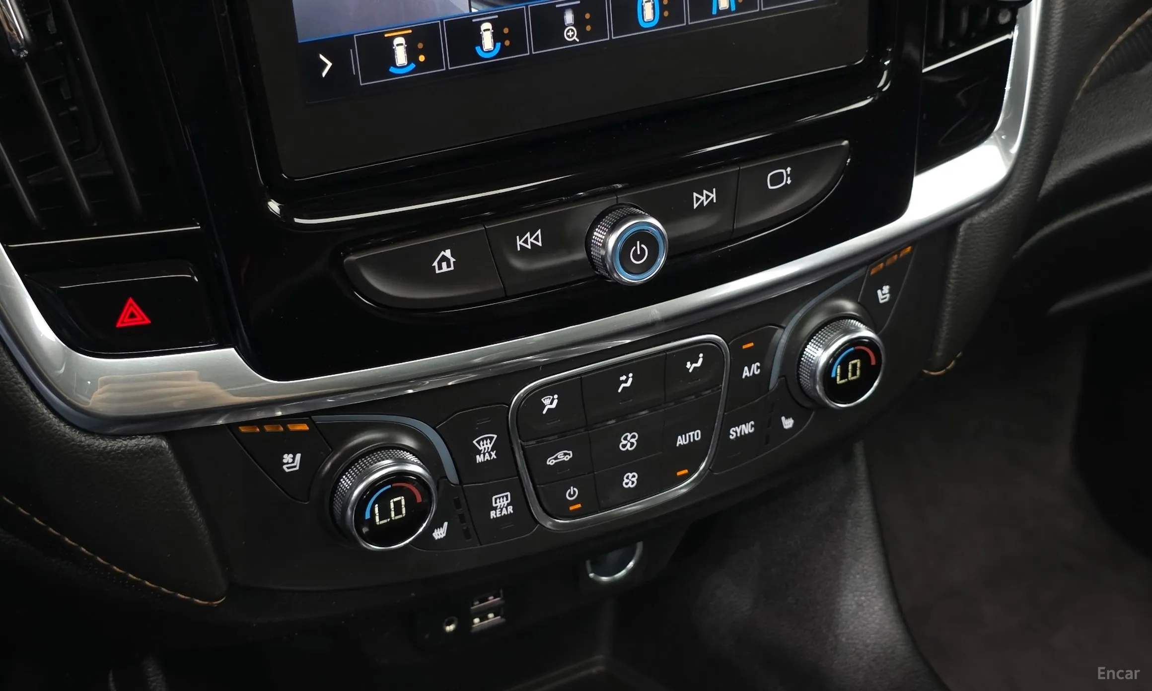 Chevrolet (GM Daewoo) Traverse превью 18