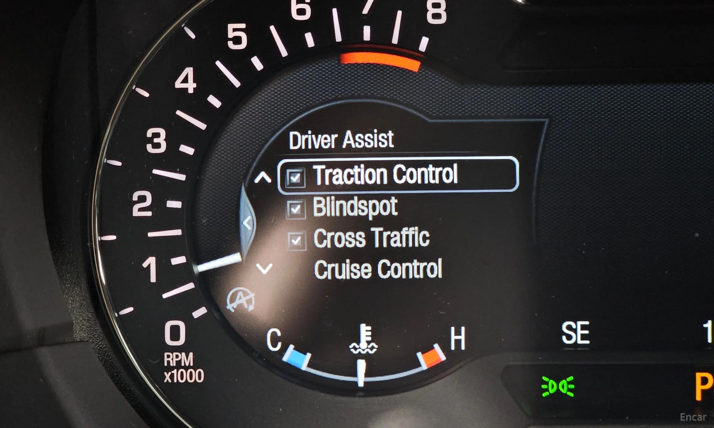 Lincoln MKC превью 16