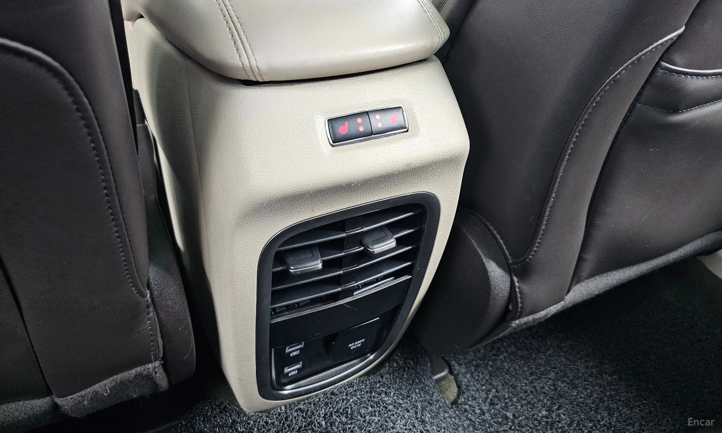 Lincoln MKC превью 19