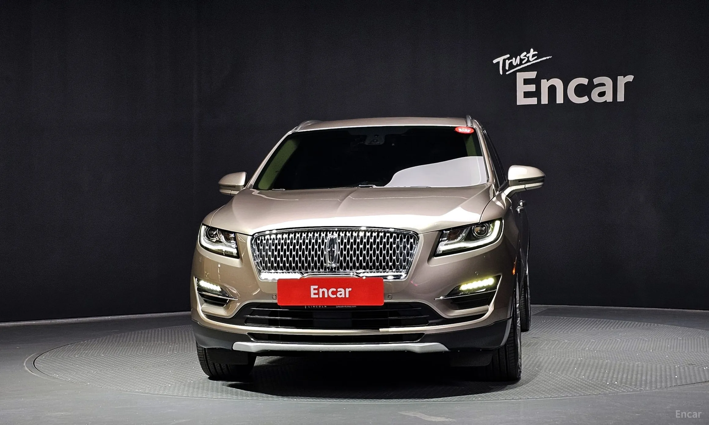 Lincoln MKC превью 3