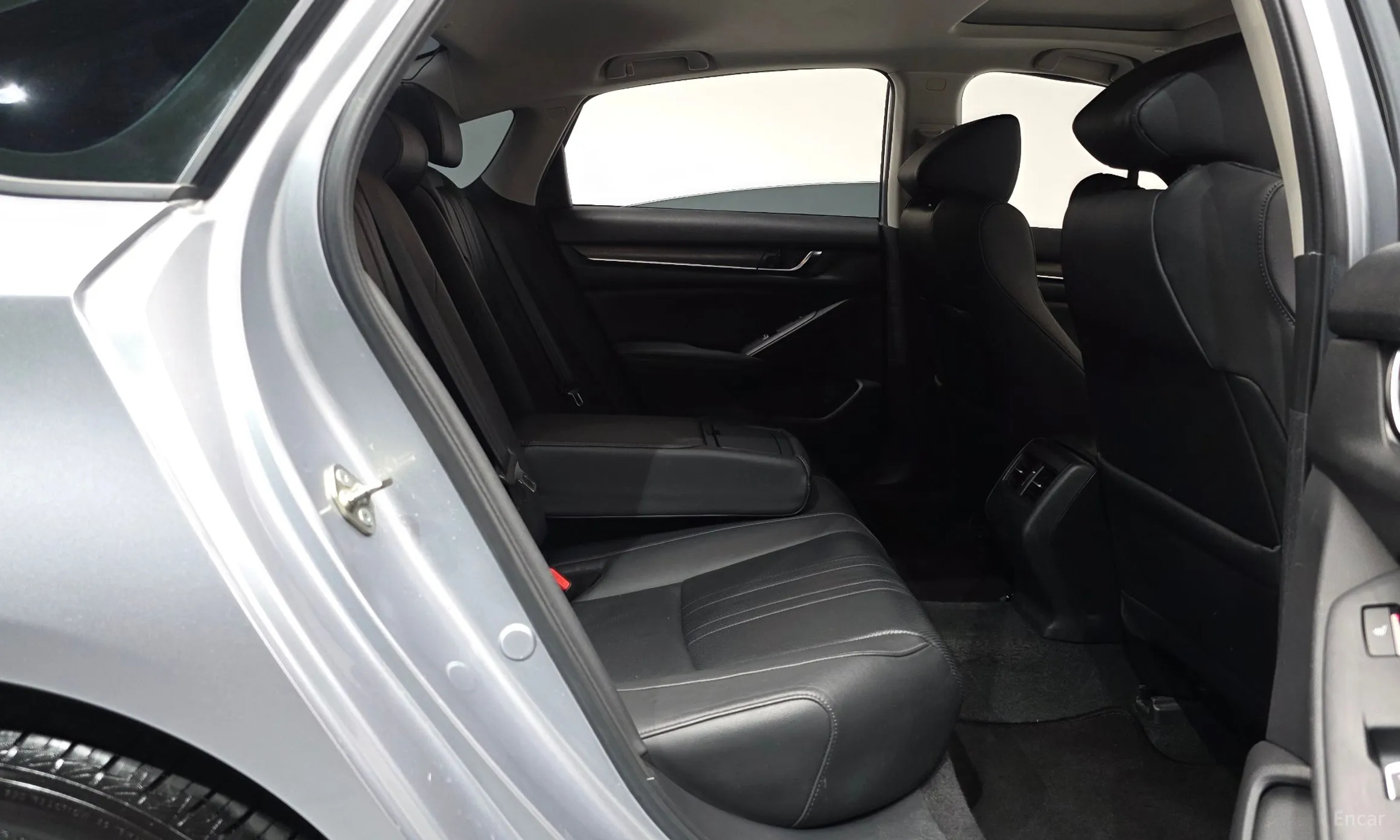 Honda Accord 10th Generation превью 11