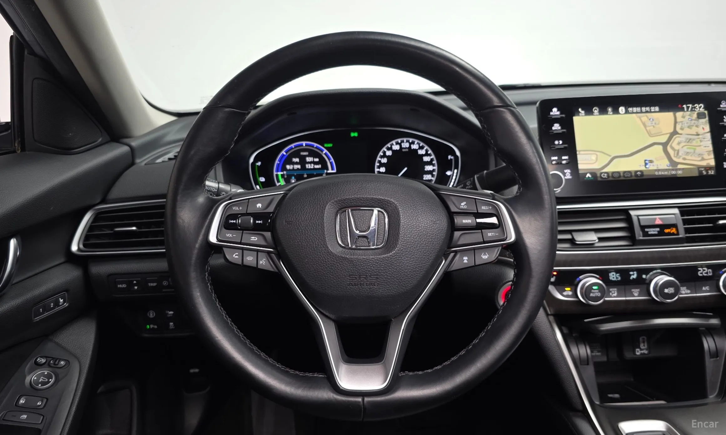 Honda Accord 10th Generation превью 12