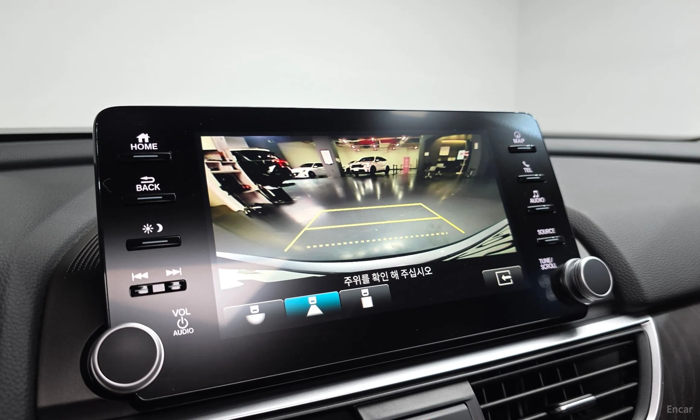 Honda Accord 10th Generation превью 14