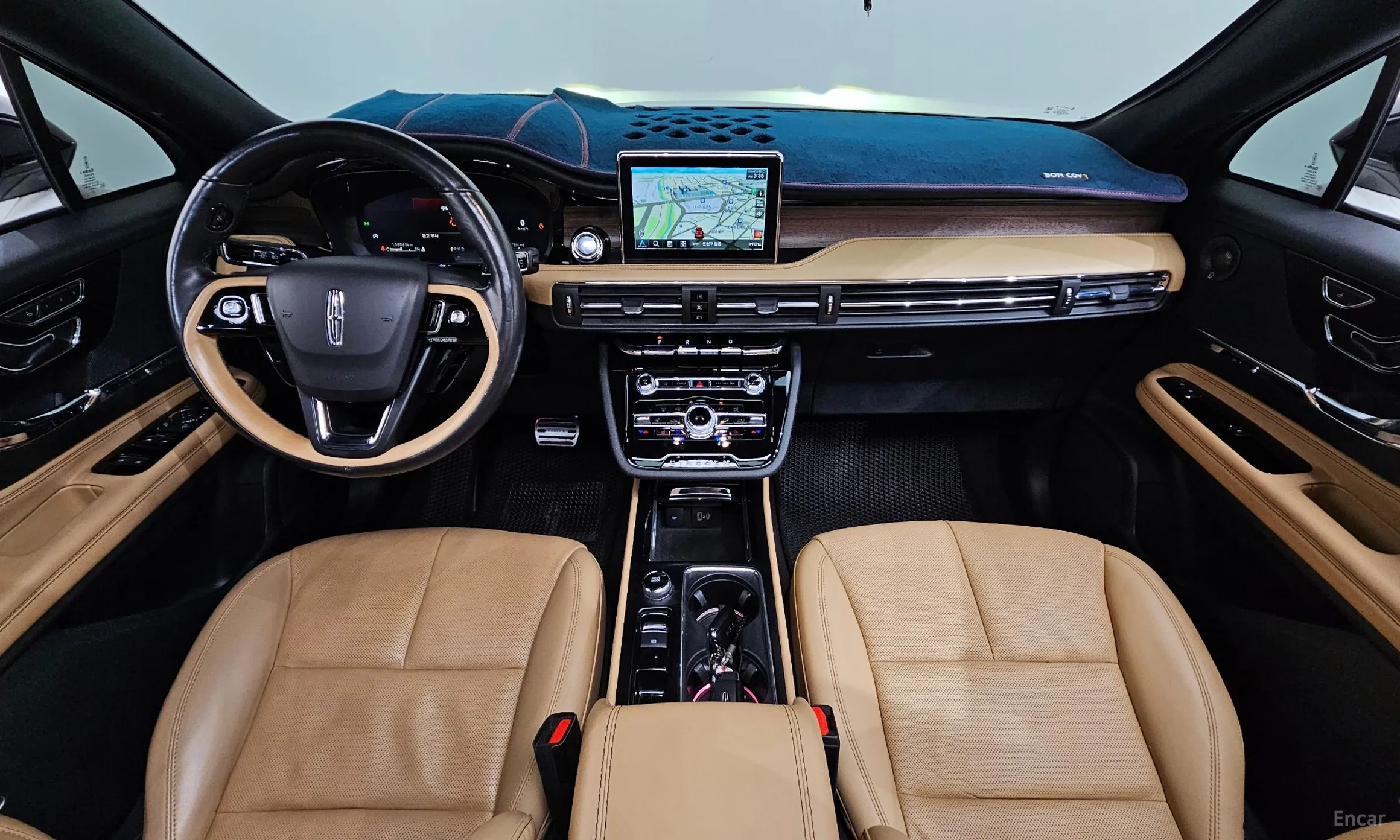 Lincoln Corsair превью 7