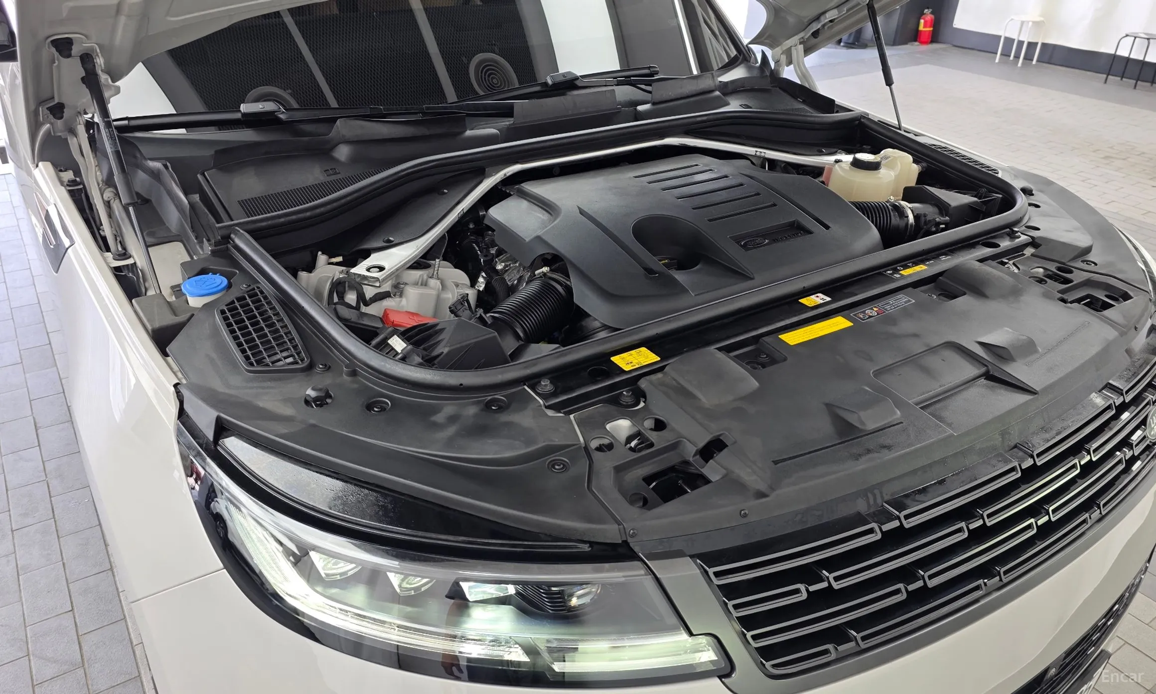 Land Rover Range Rover Sport 3rd Generation превью 6