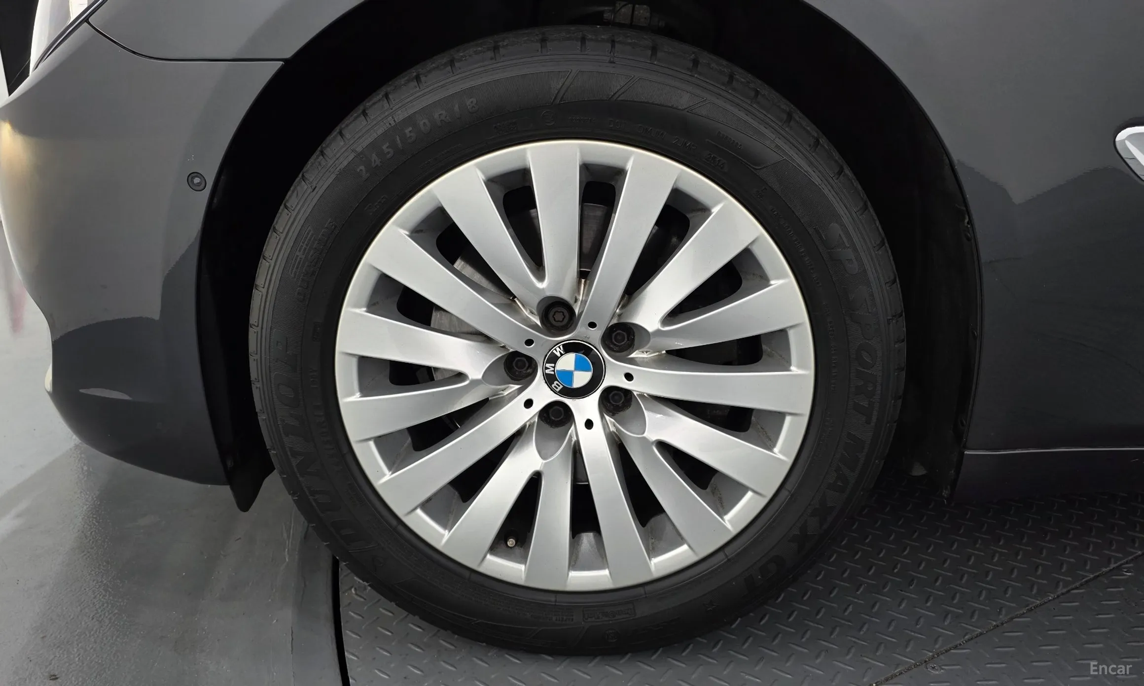 BMW 7 Series (F01) превью 5