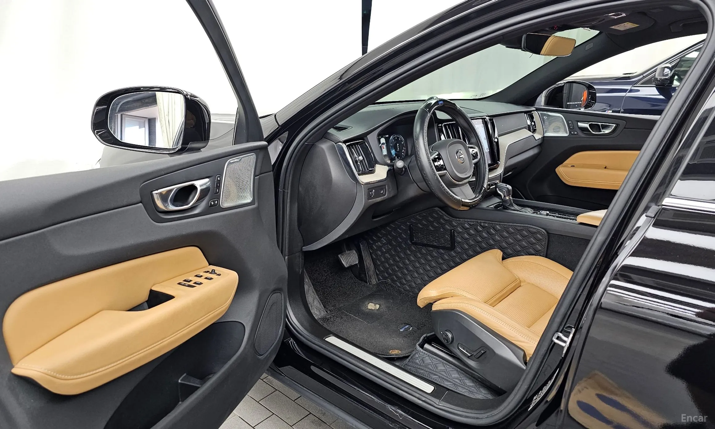 Volvo XC60 Gen 2 превью 10