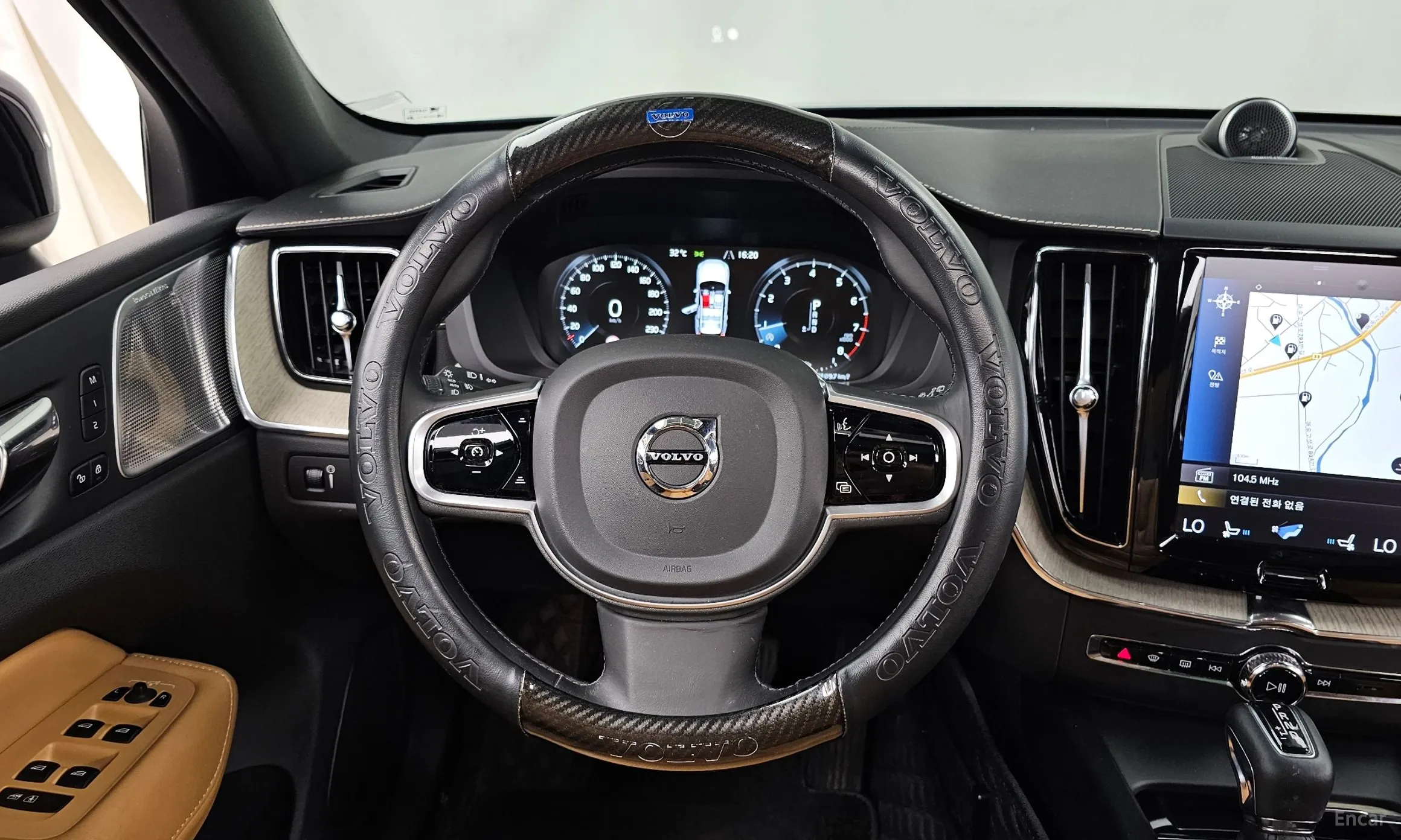 Volvo XC60 Gen 2 превью 13