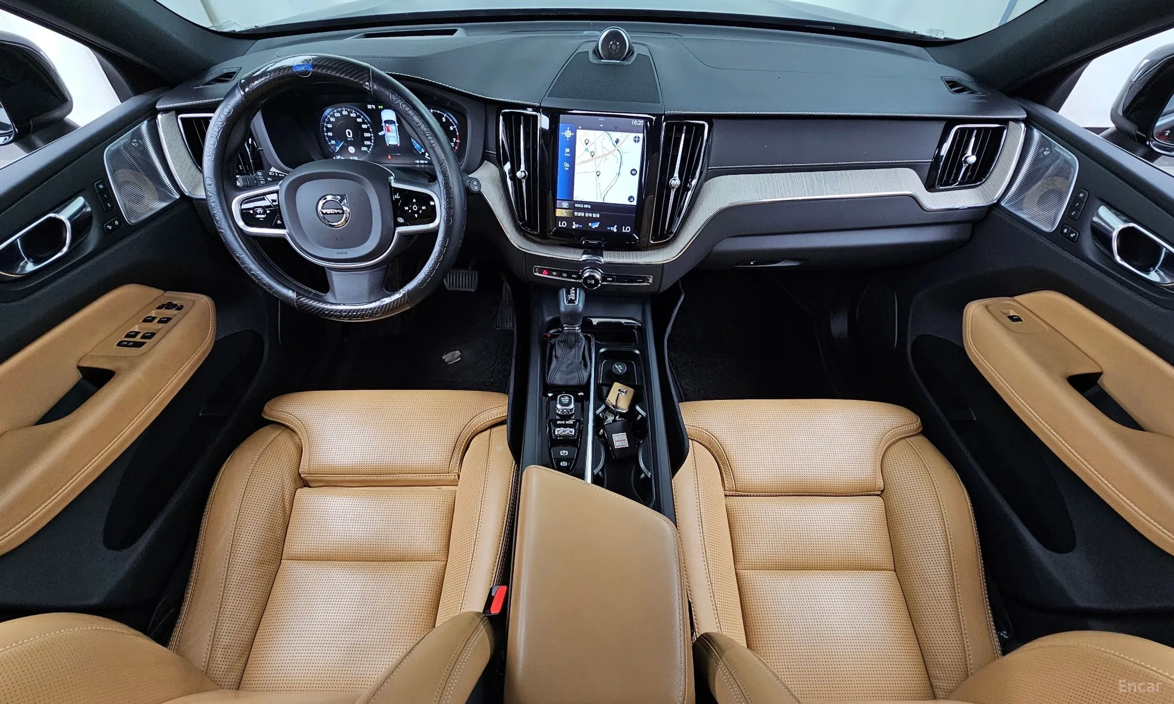 Volvo XC60 Gen 2 превью 7