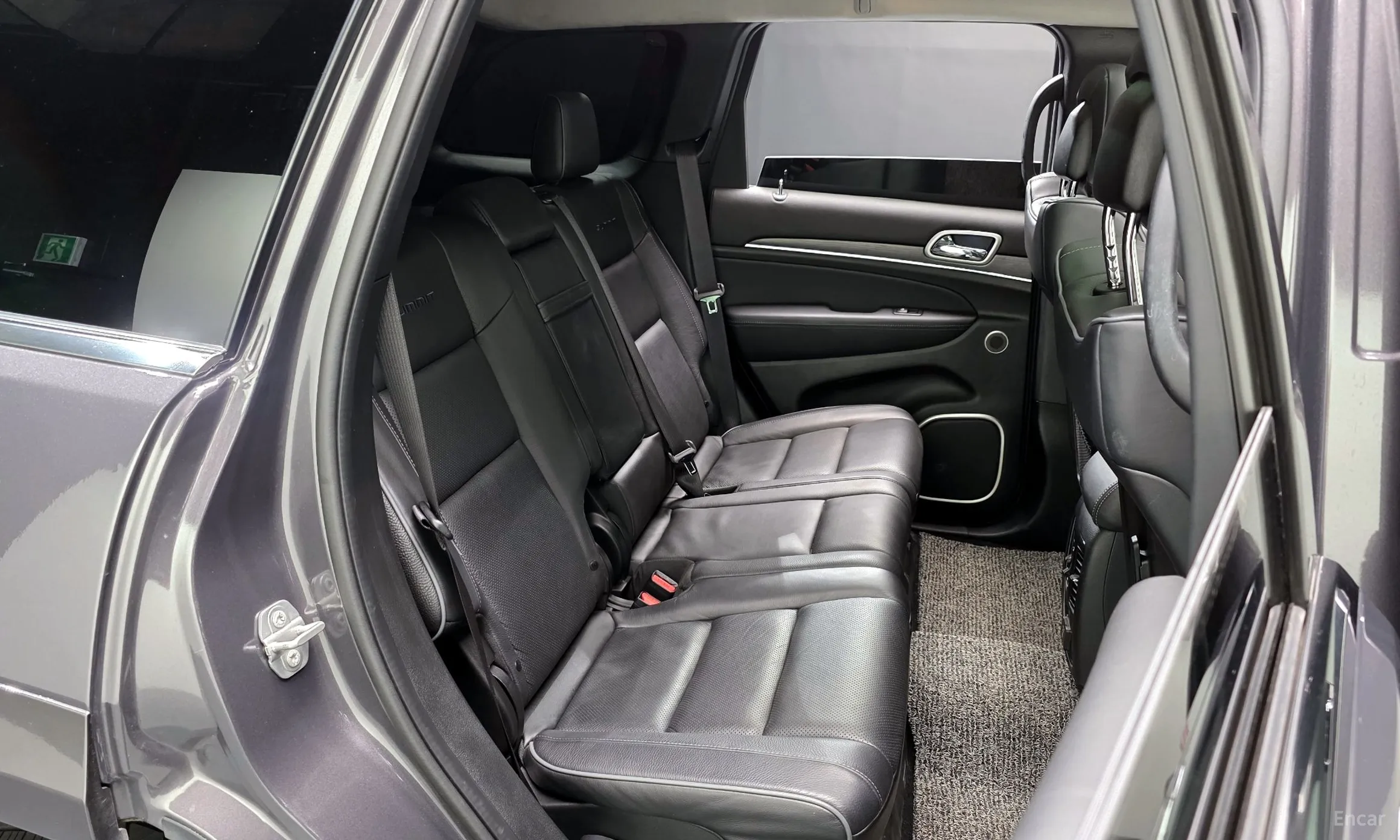 Jeep Grand Cherokee превью 11