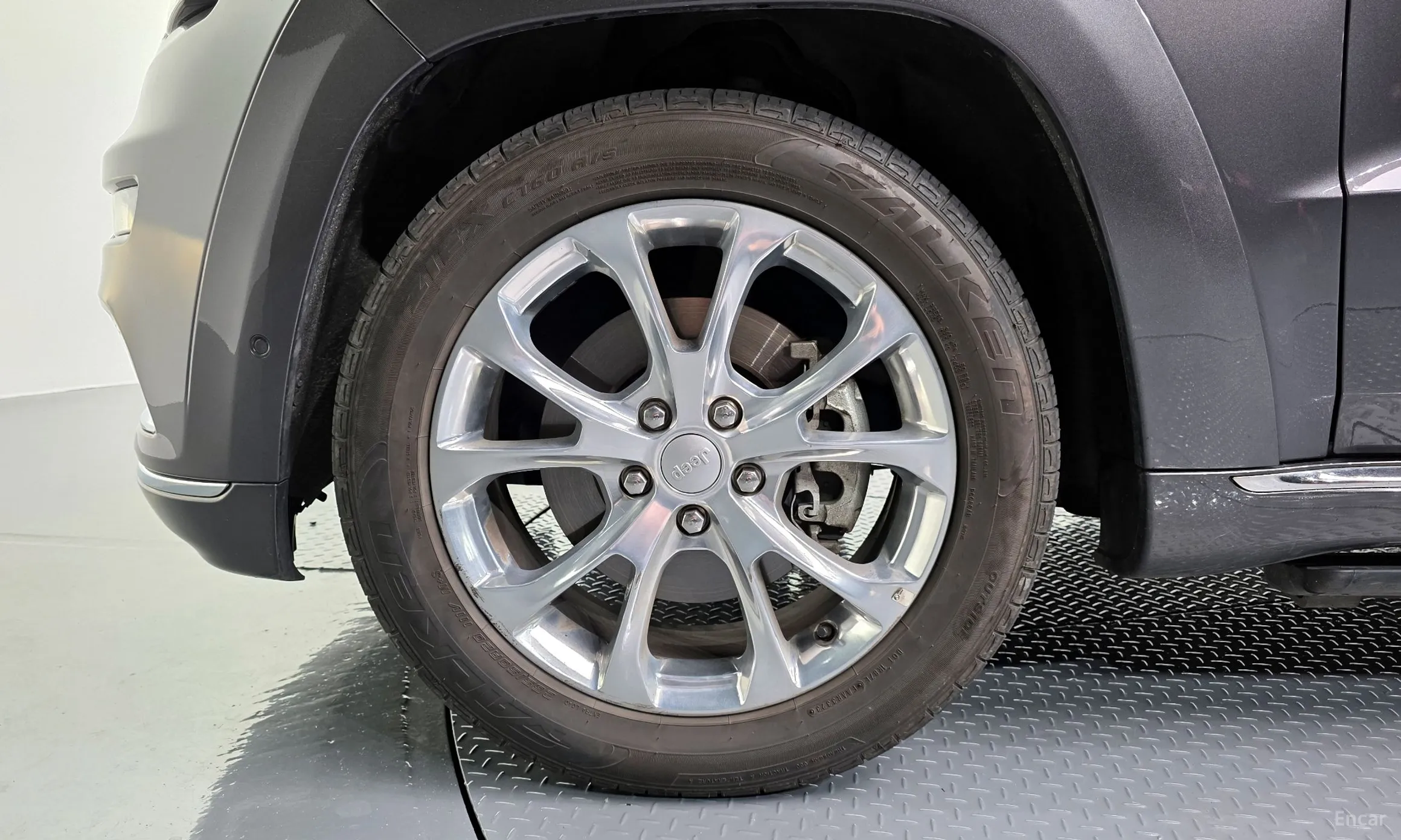 Jeep Grand Cherokee превью 5