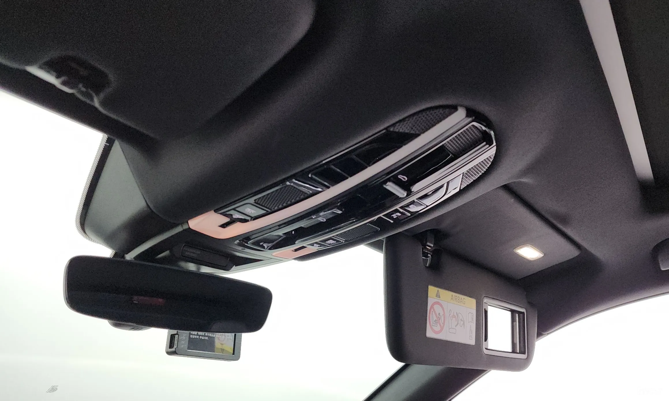 Porsche Cayenne (PO536) превью 20