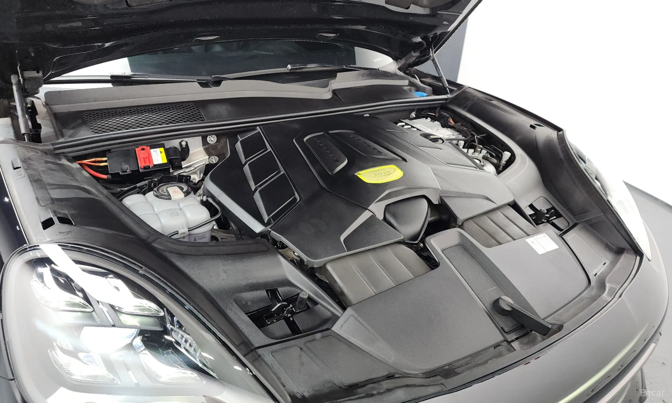 Porsche Cayenne (PO536) превью 6