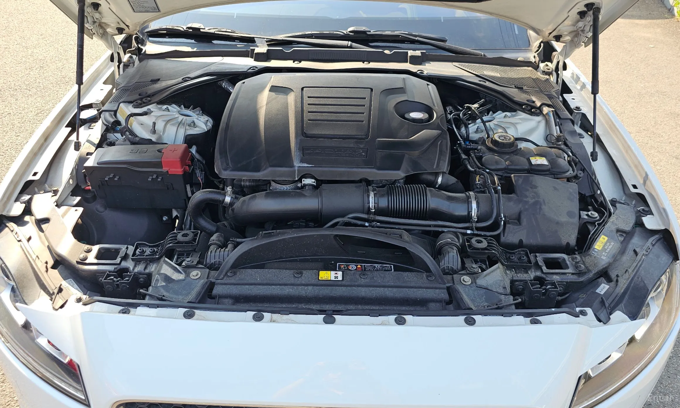 Jaguar XF (x260) превью 6