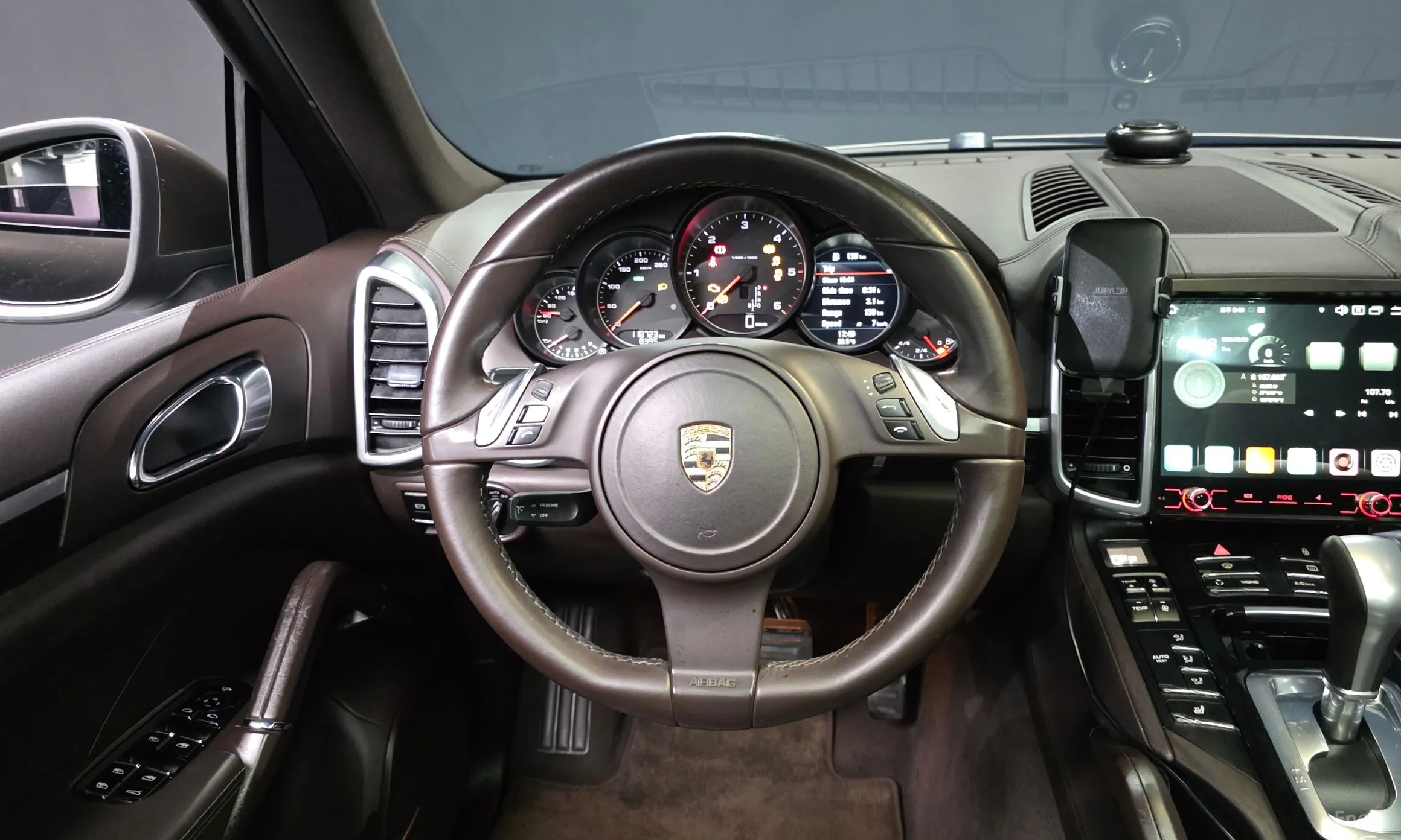 Porsche New Cayenne превью 13