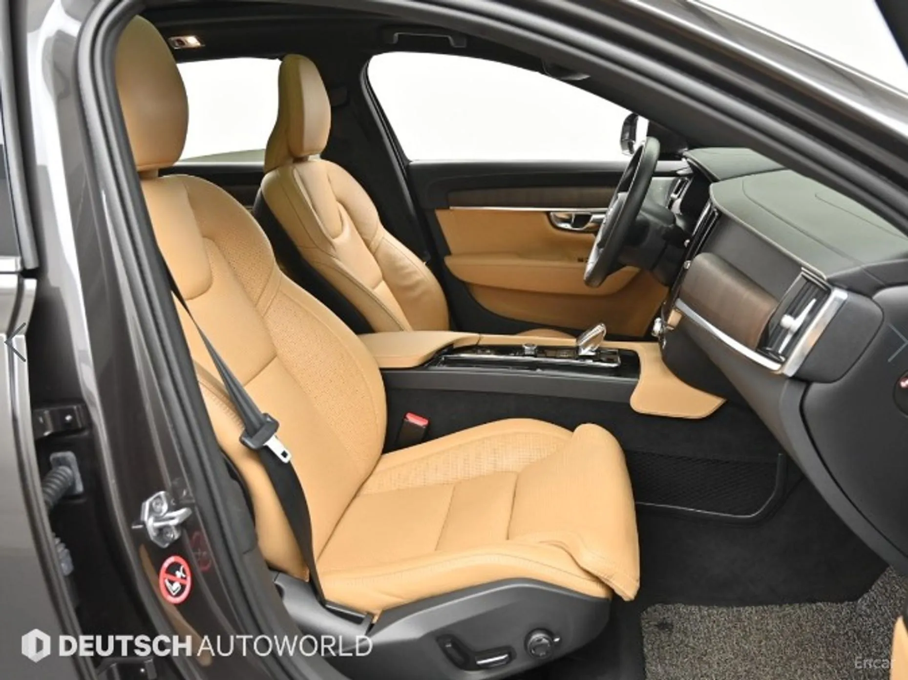 Volvo S90 превью 10