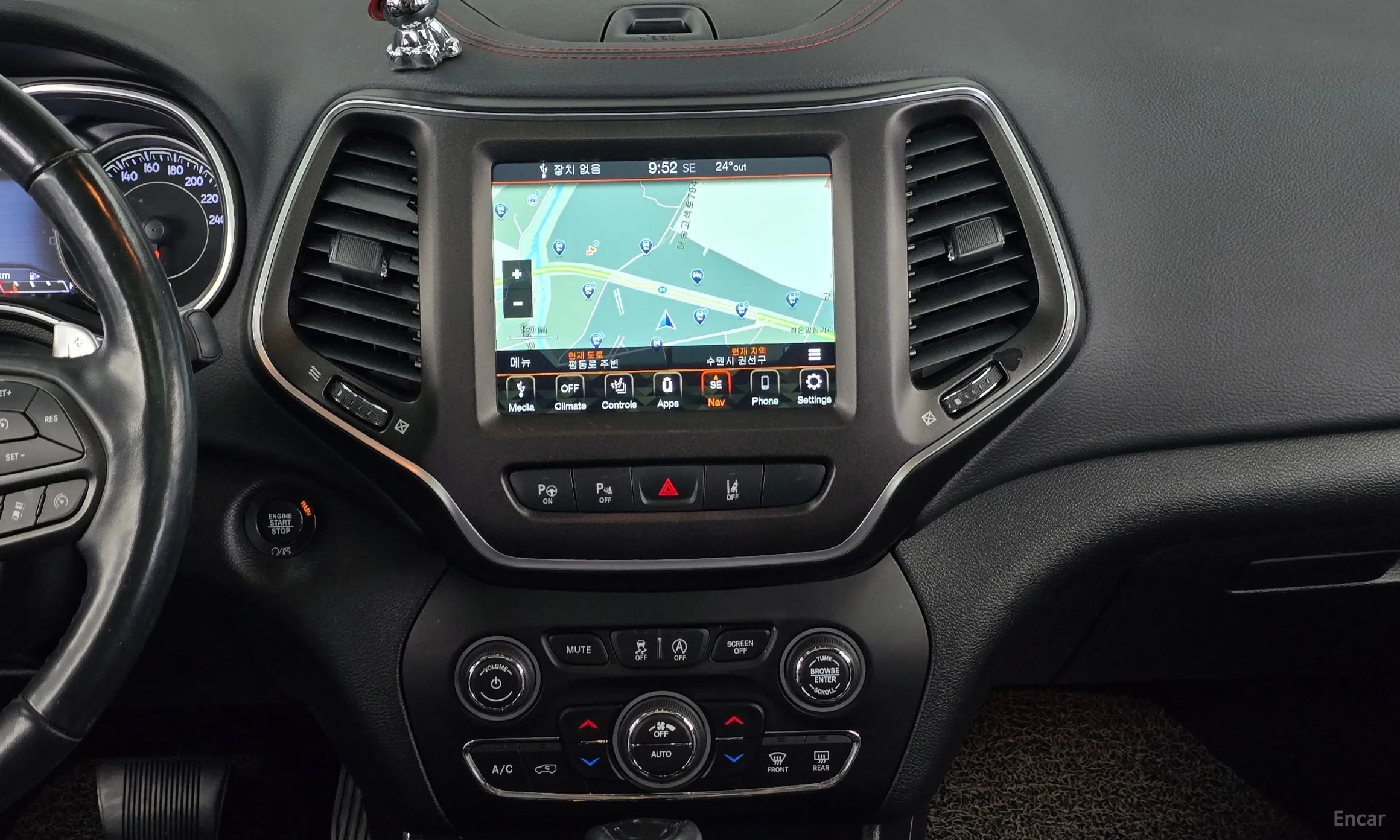 Jeep Cherokee (KL) превью 12