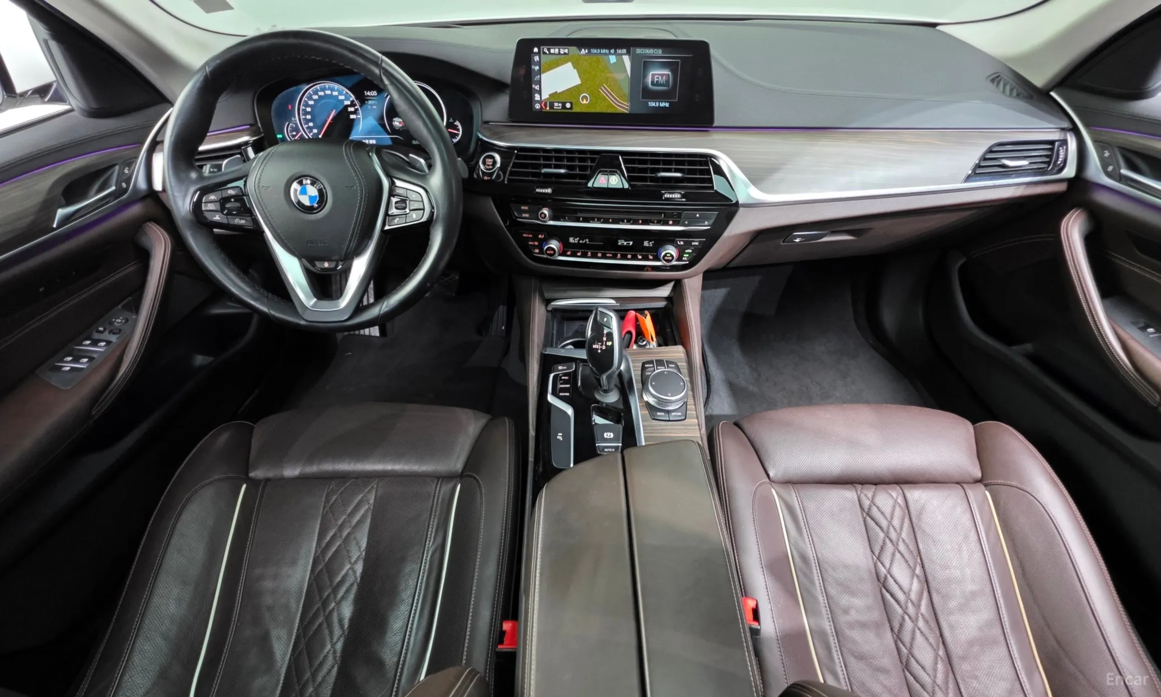 BMW 5 Series (G30) превью 7
