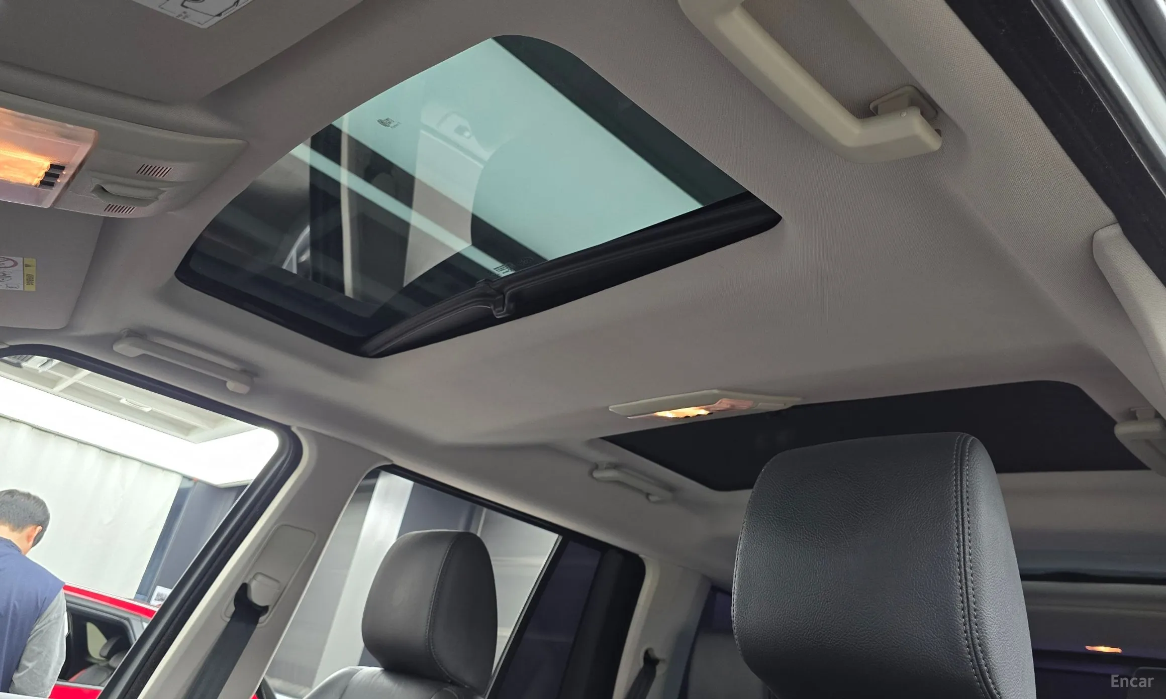 Land Rover Discovery 4 превью 17