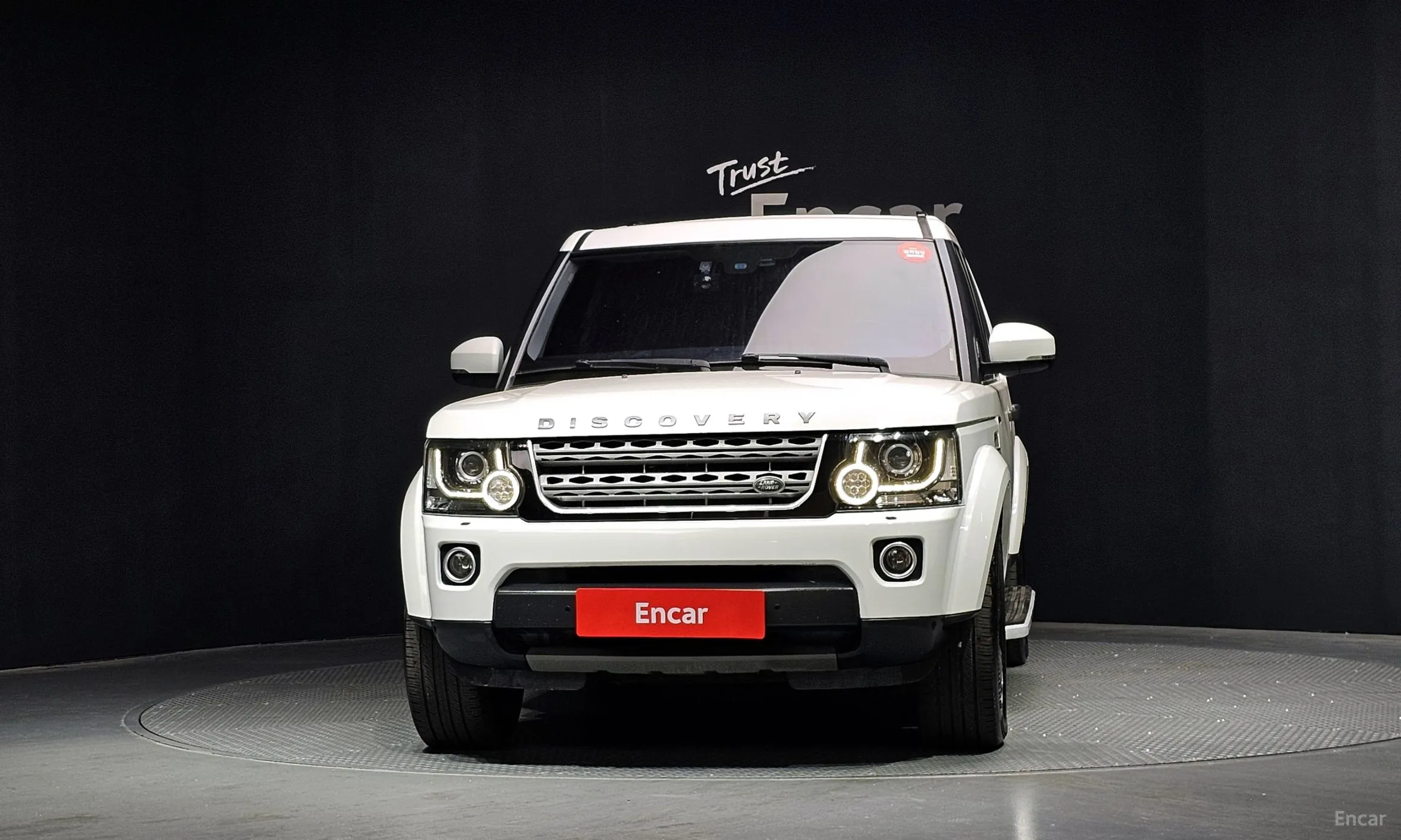 Land Rover Discovery 4 превью 3