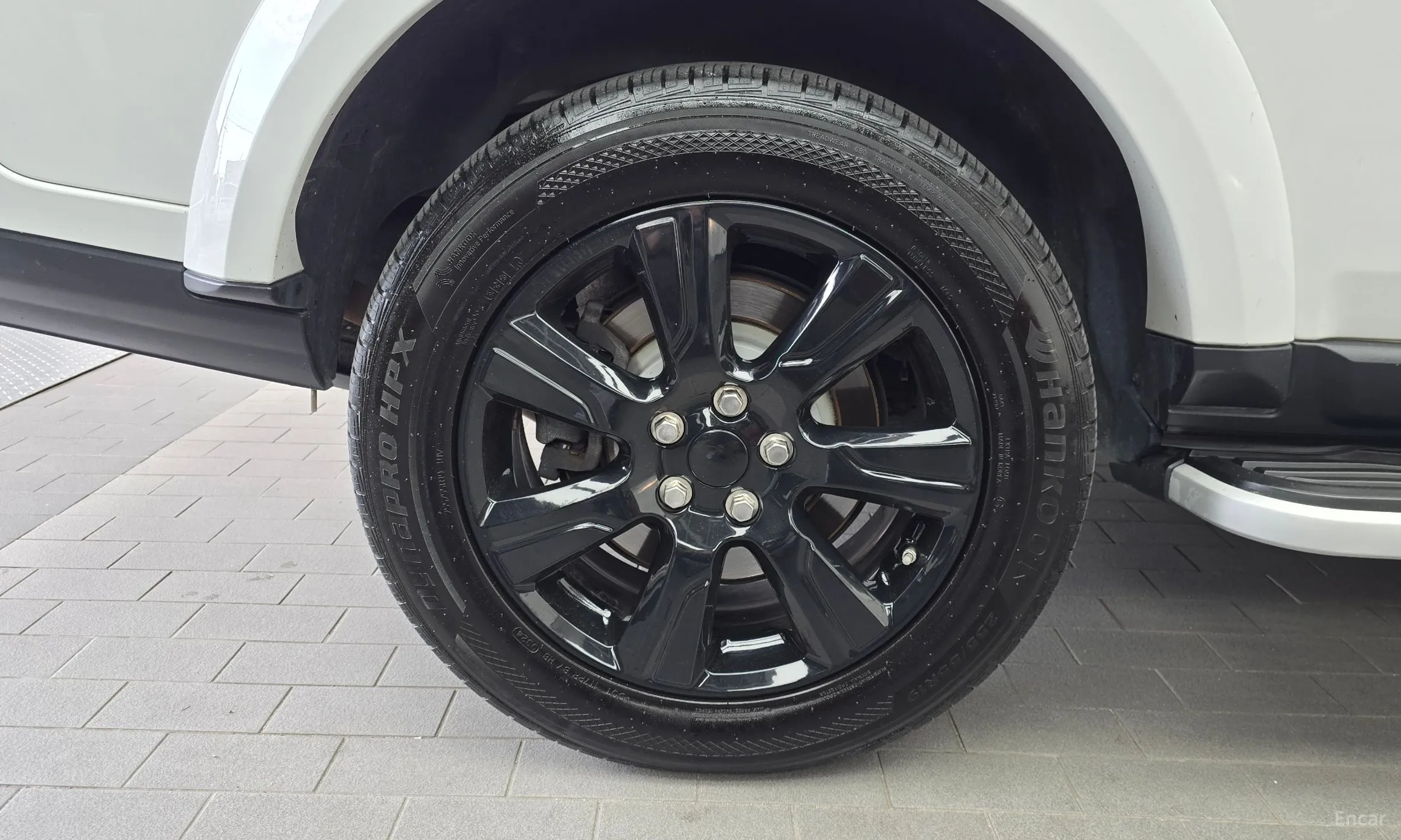 Land Rover Discovery 4 превью 5