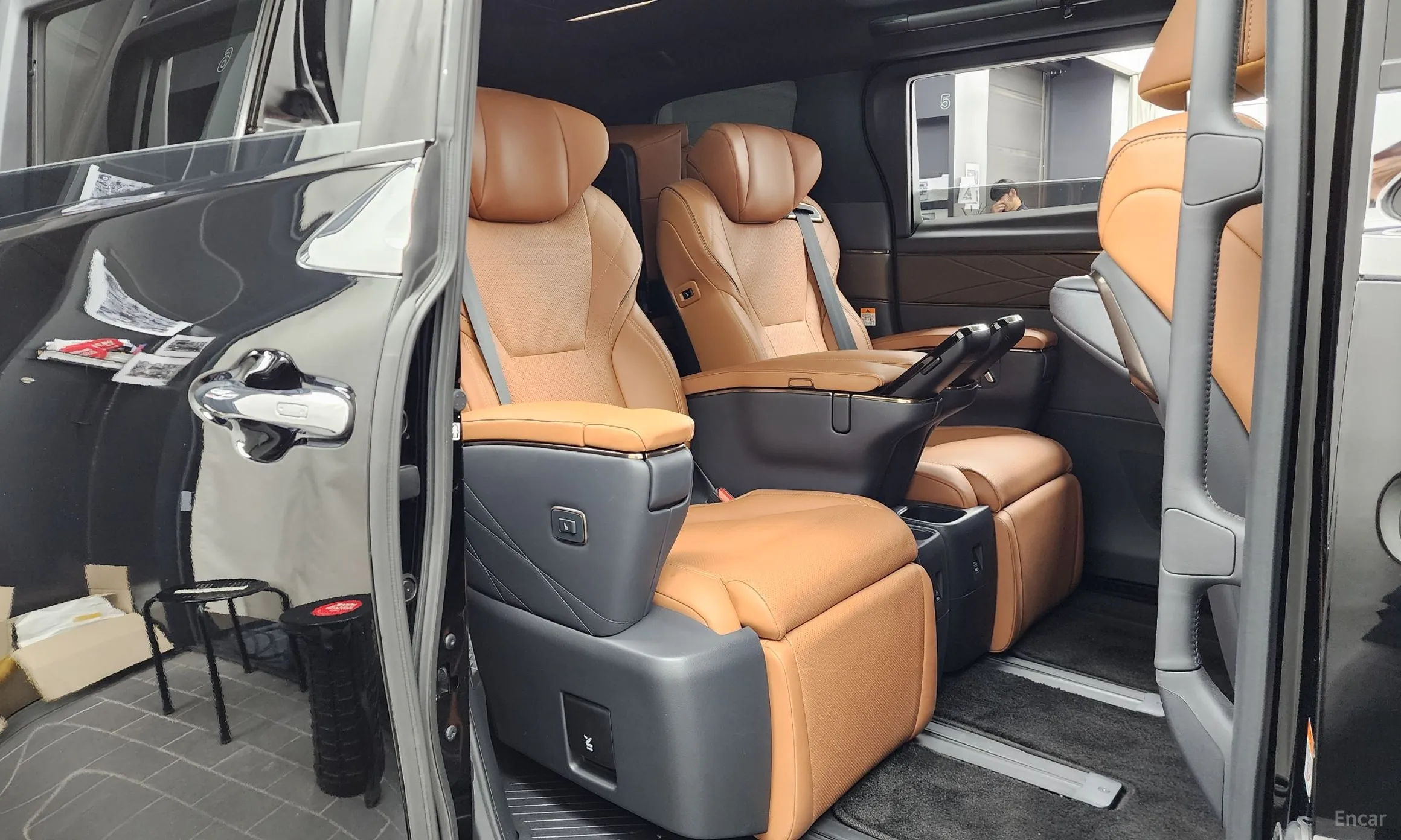 Toyota Alphard 4th Generation превью 11
