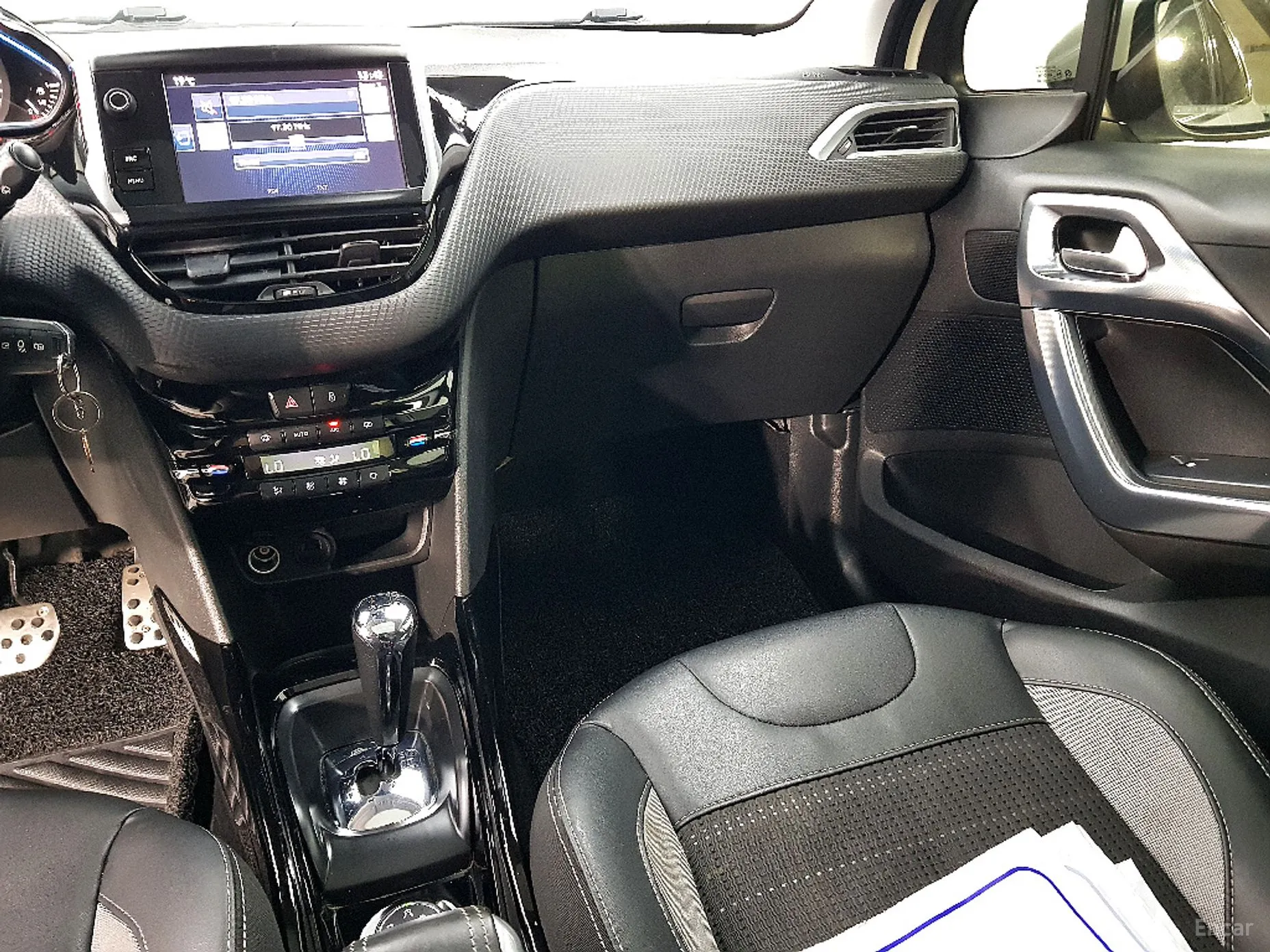 Peugeot 2008. превью 10
