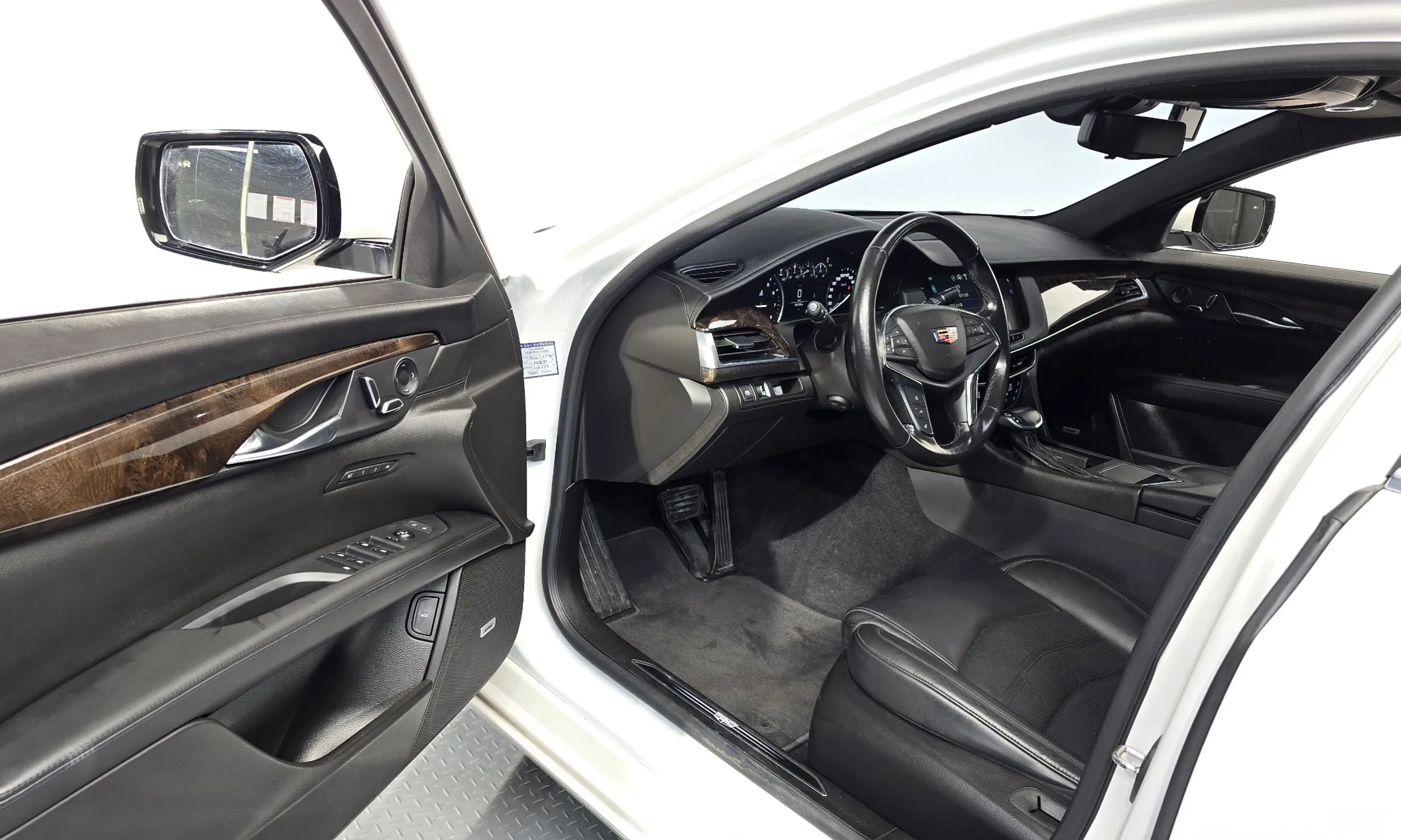 Cadillac CT6 превью 10