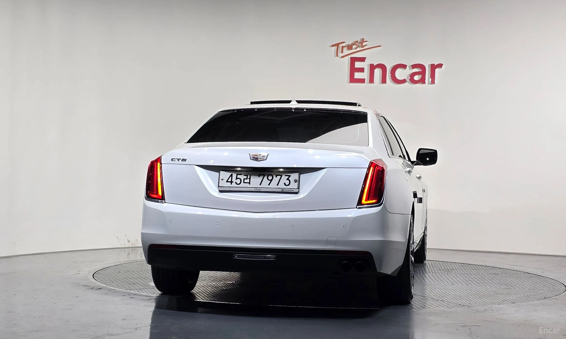 Cadillac CT6 превью 4
