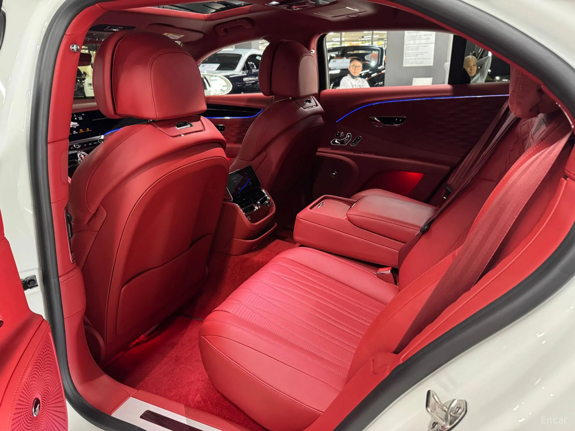 Bentley Flying Spur 3rd Generation превью 13