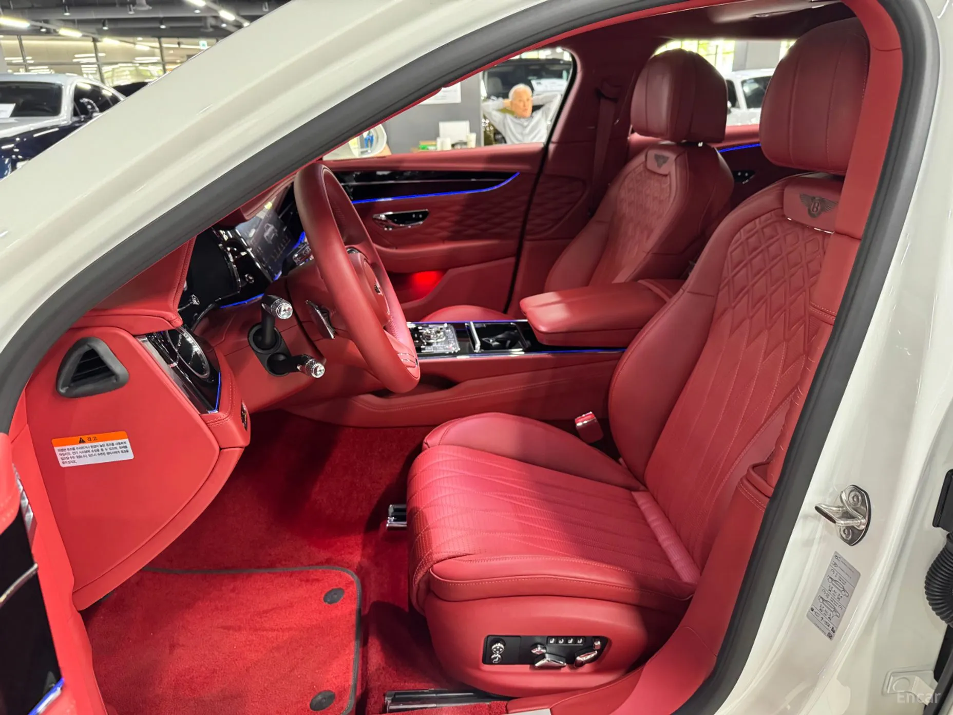 Bentley Flying Spur 3rd Generation превью 7