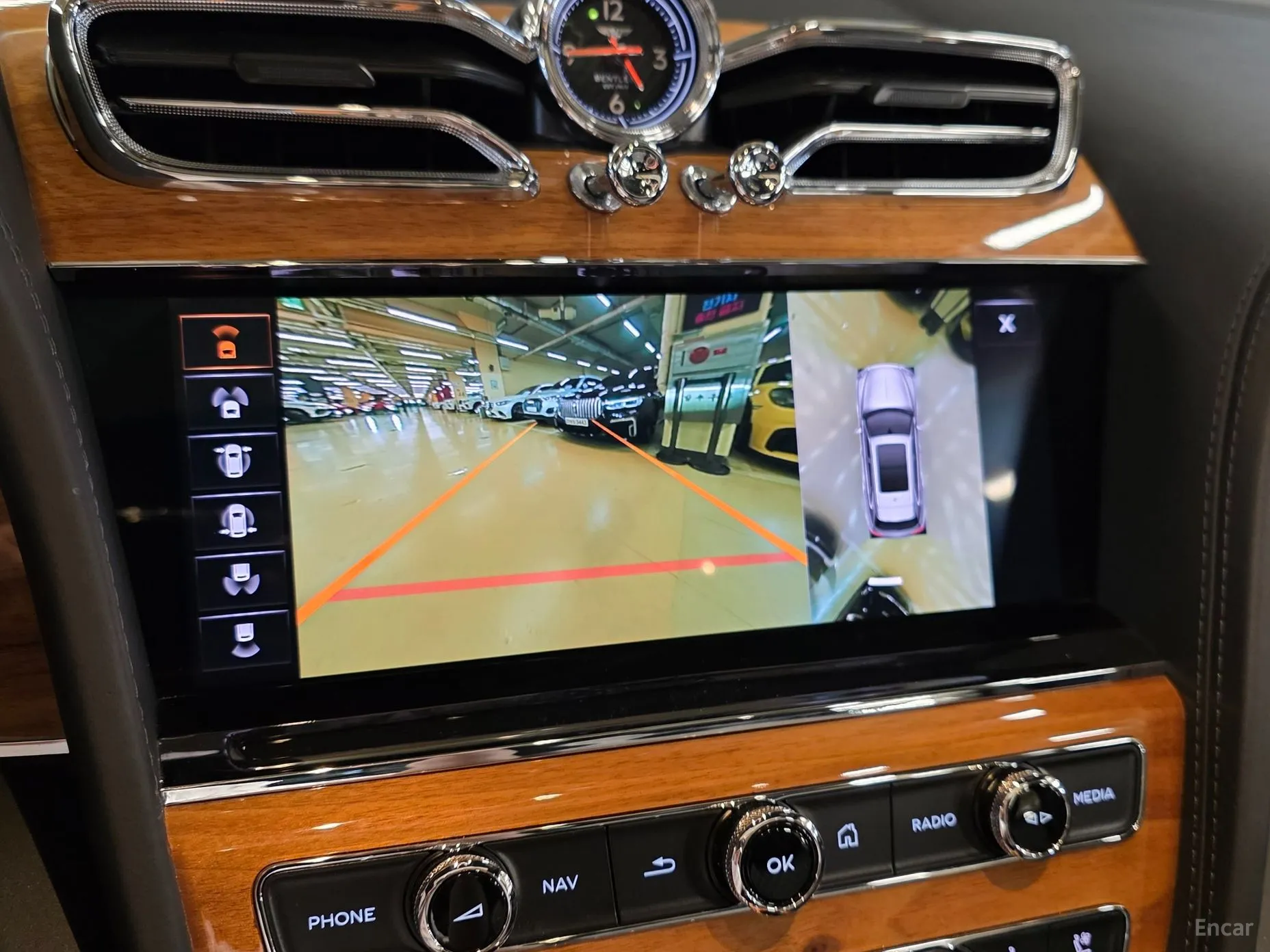 Bentley Bentayga превью 12