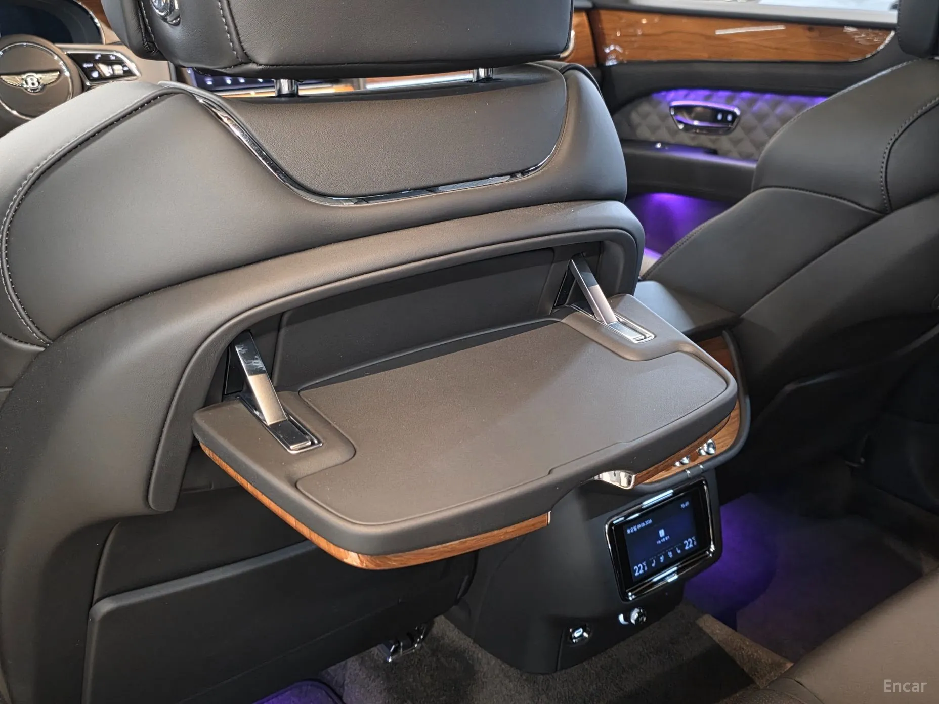 Bentley Bentayga превью 17