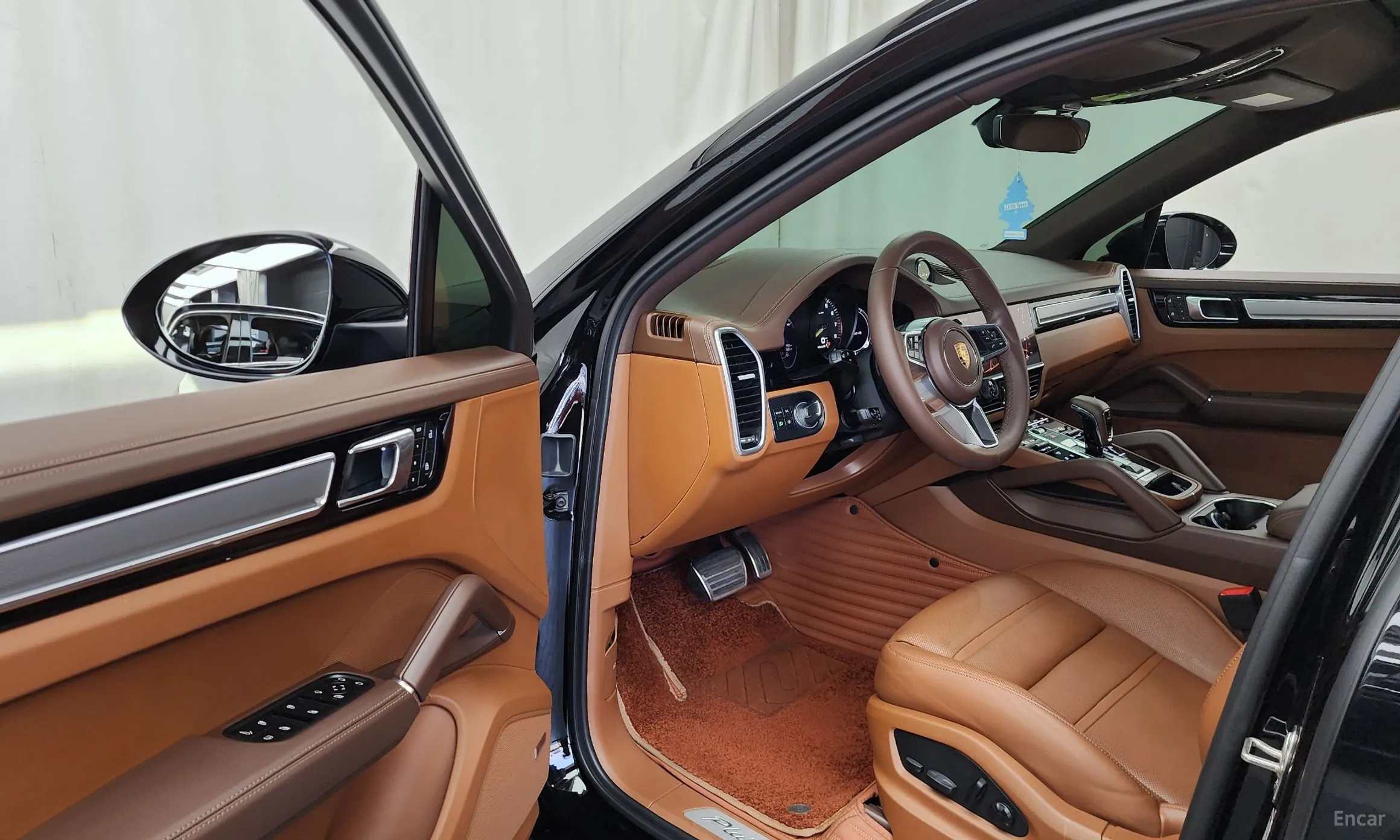 Porsche Cayenne (PO536) превью 10