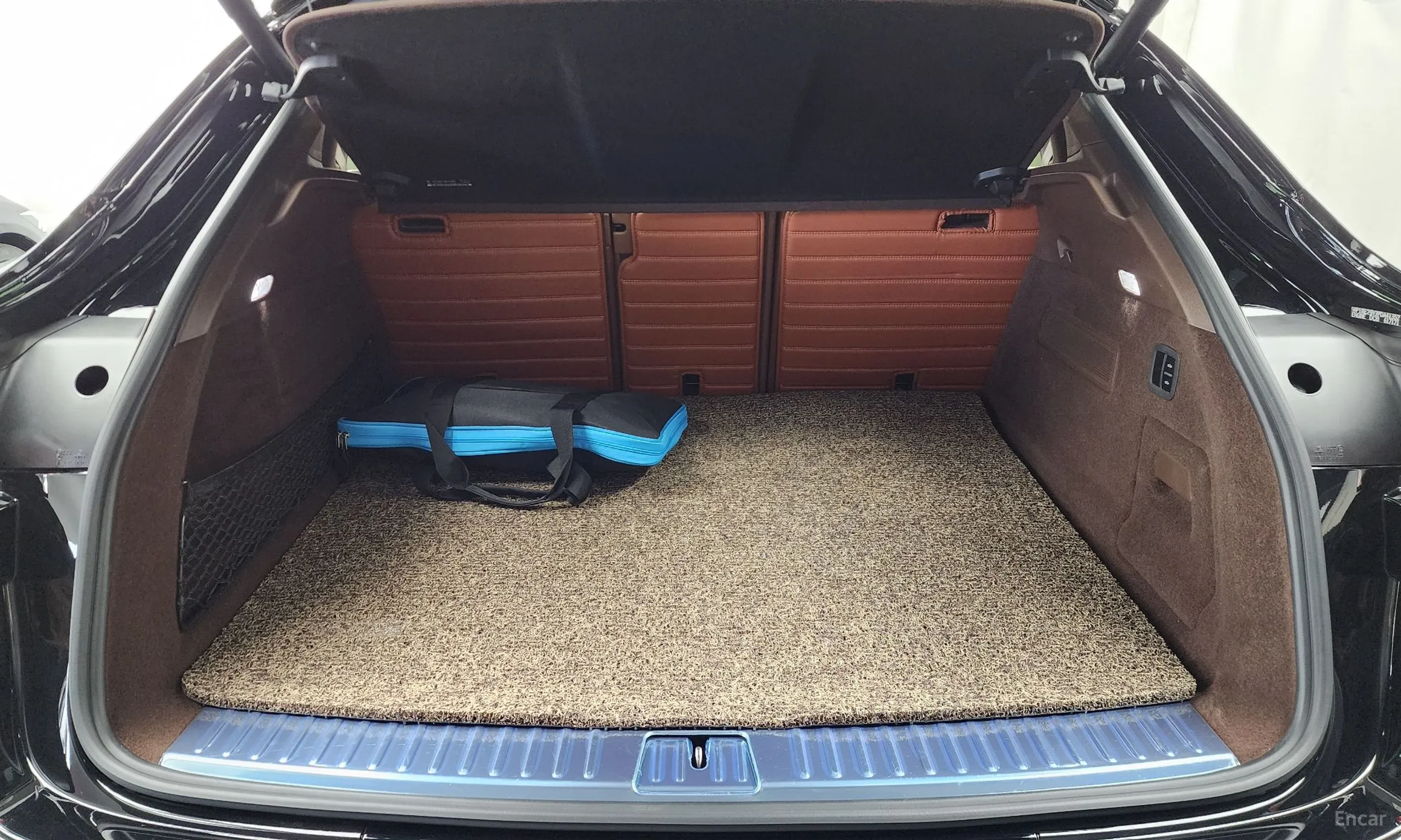 Porsche Cayenne (PO536) превью 20