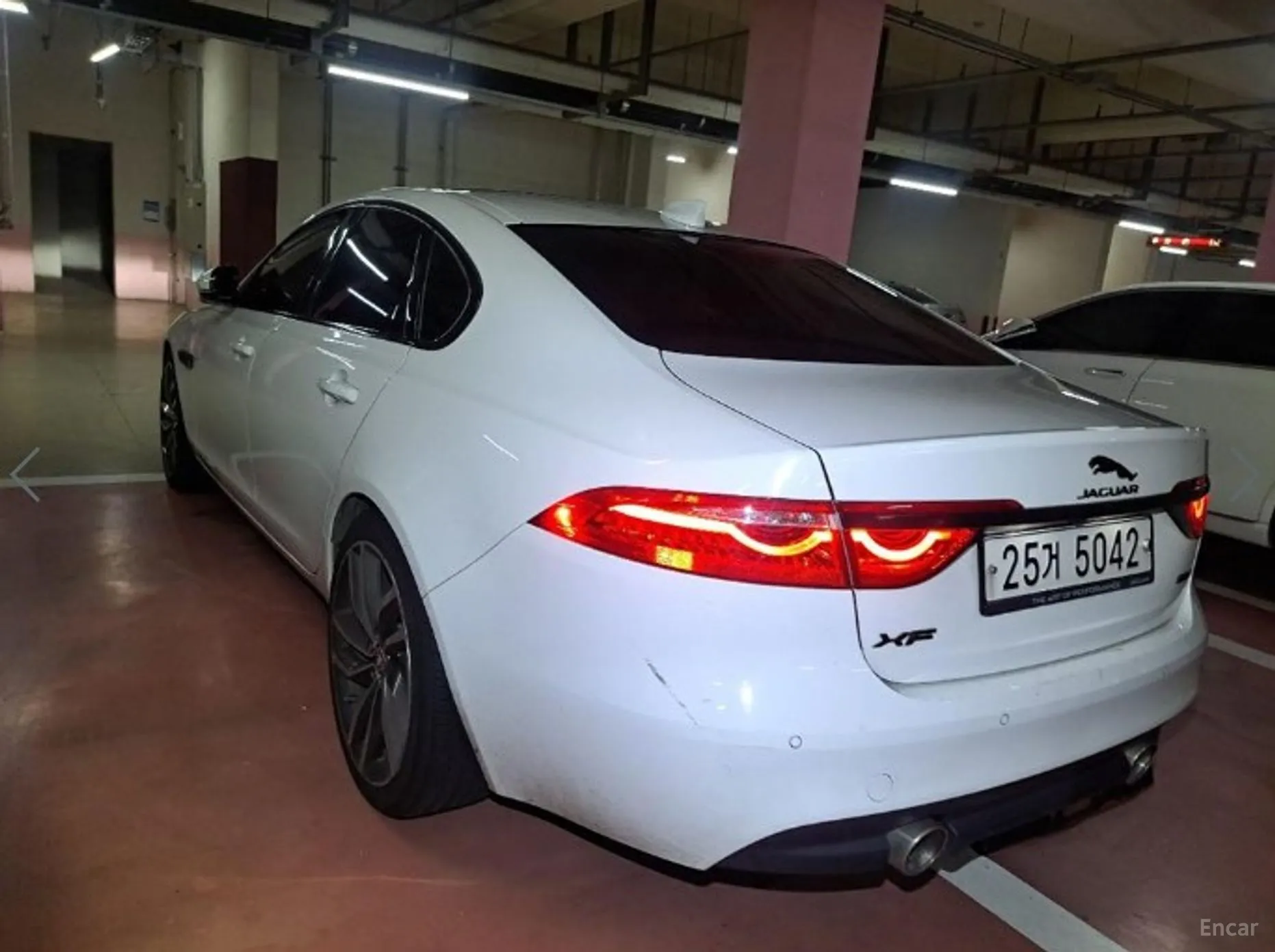 Jaguar XF (x260) превью 3