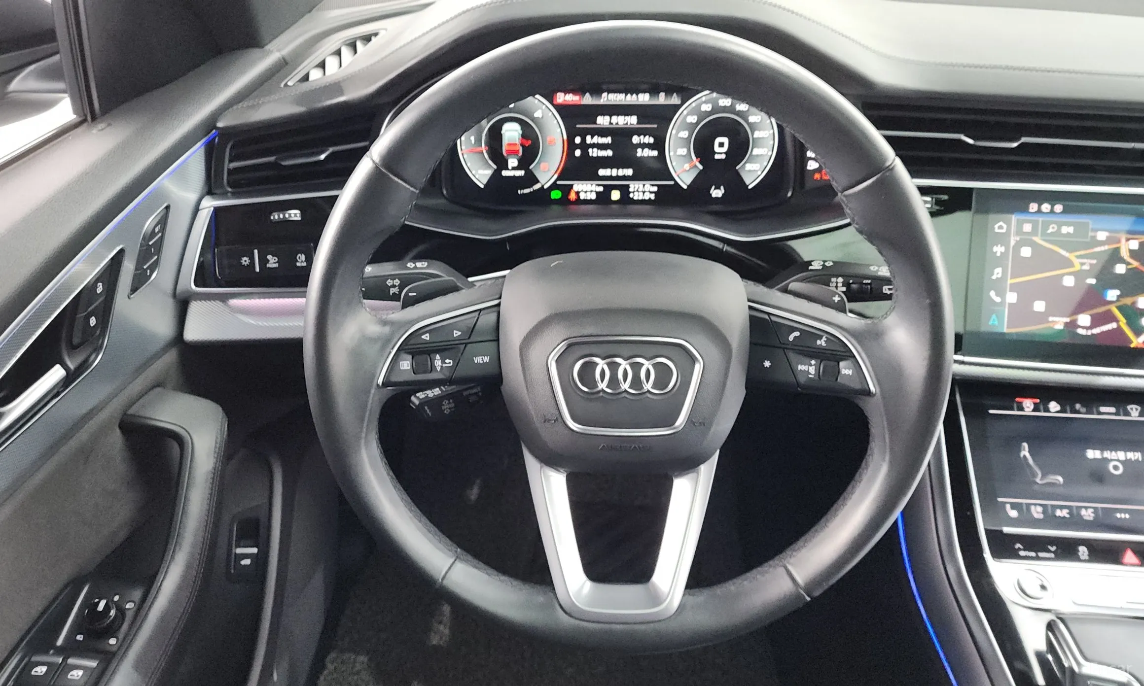 Audi Q8 (4M) превью 15