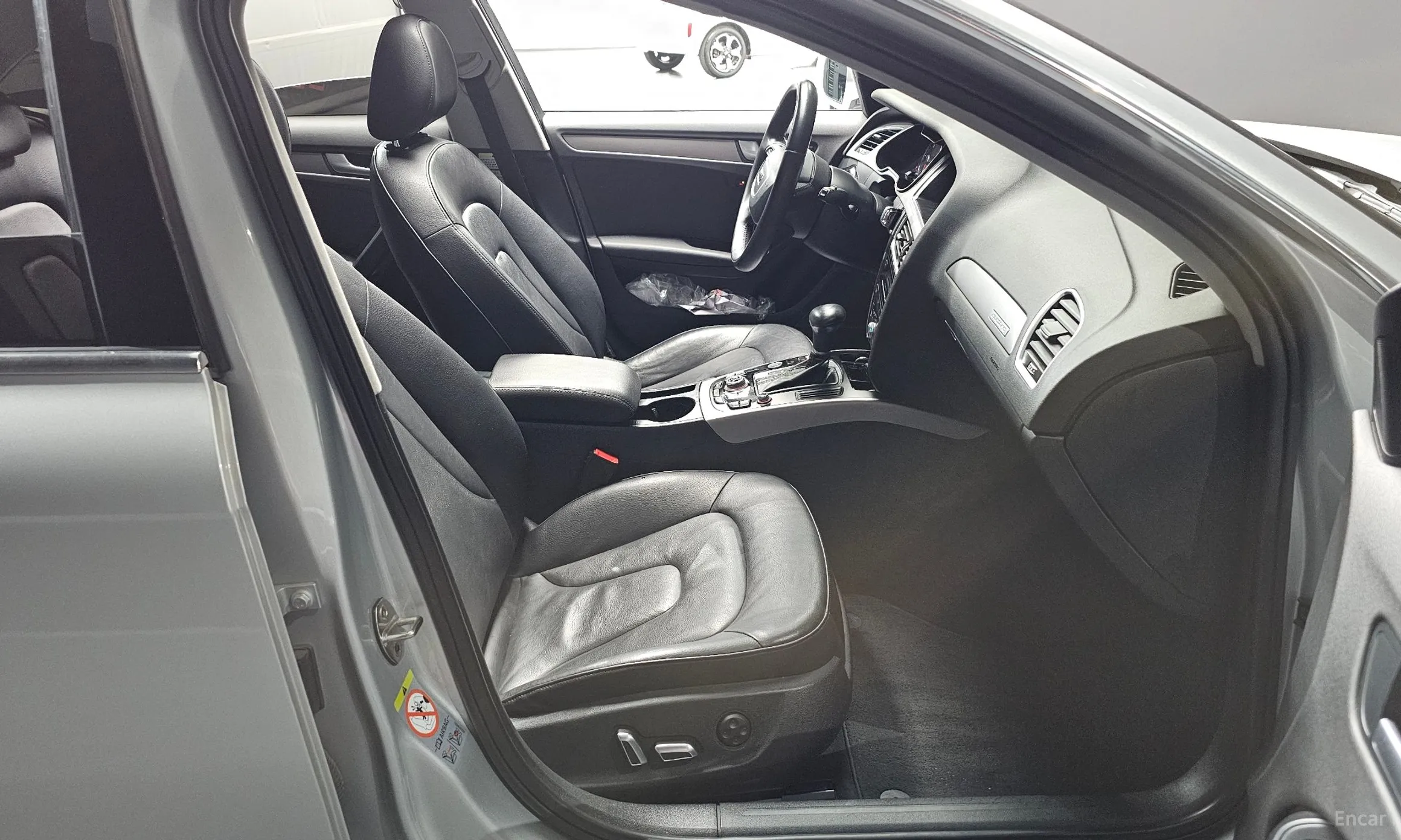 Audi New A4 превью 10